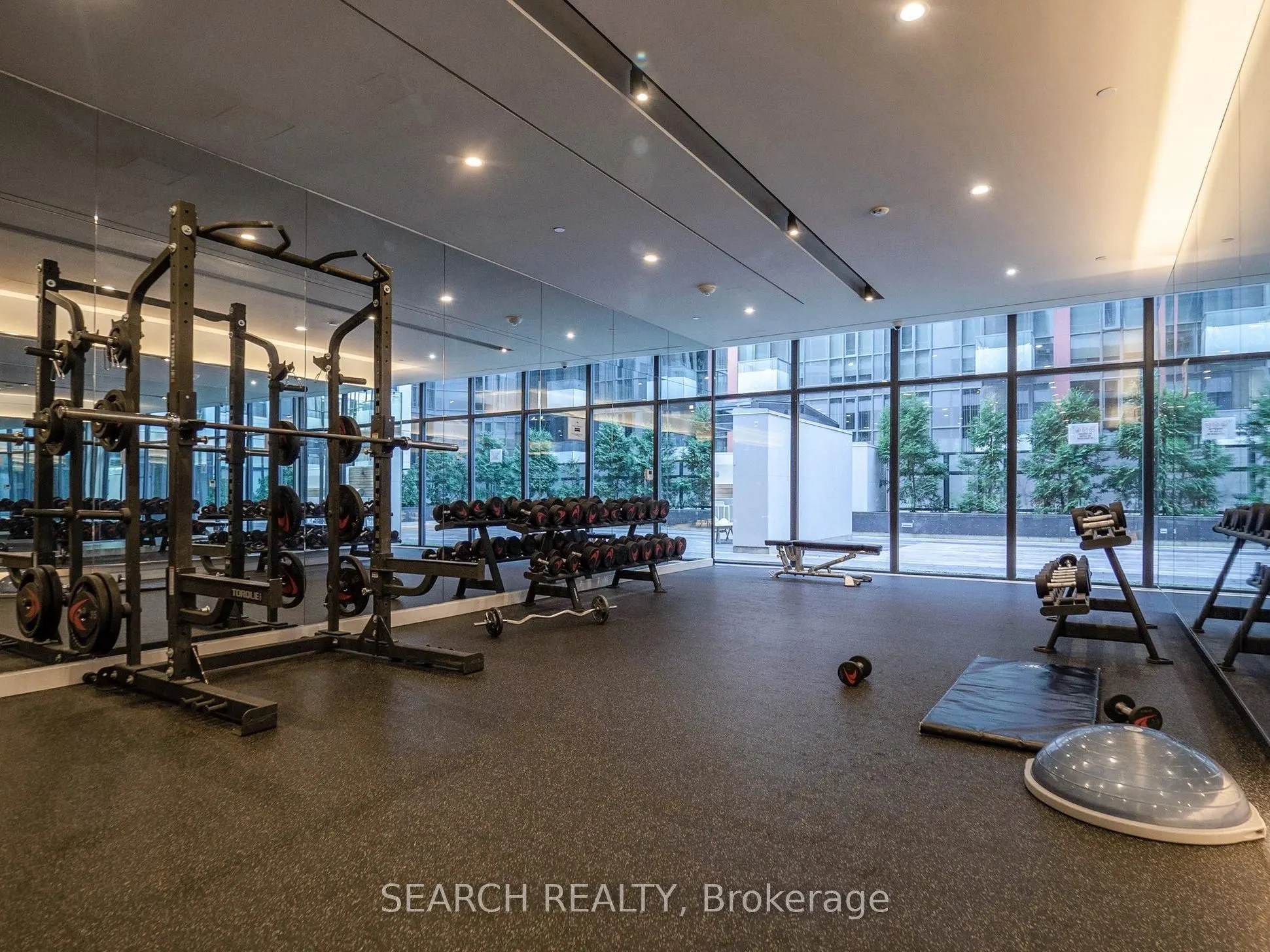 576 Front Street W, #909