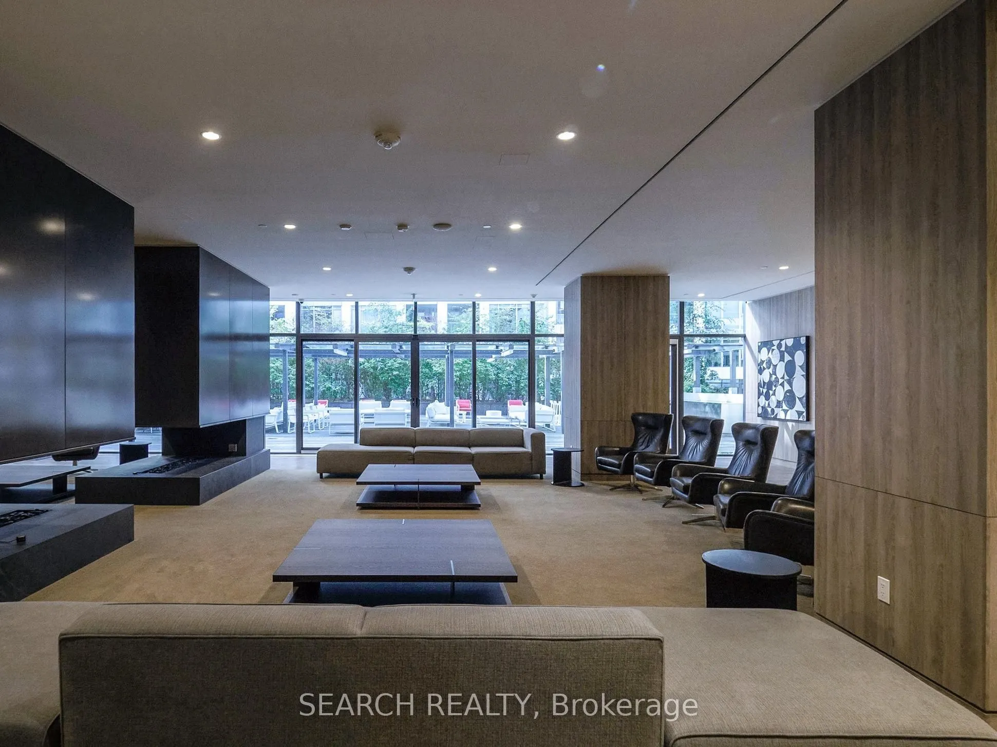 576 Front Street W, #909