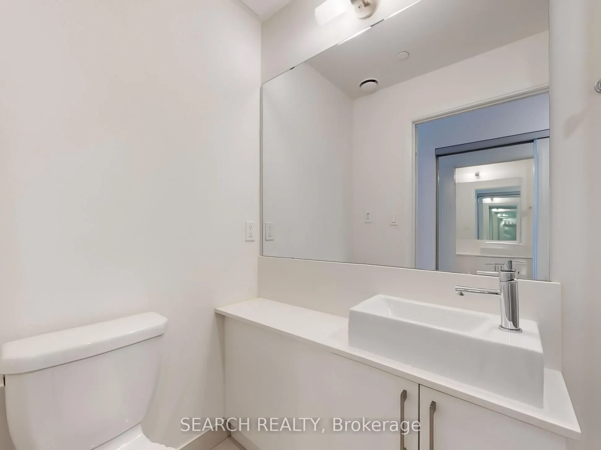 576 Front Street W, #909
