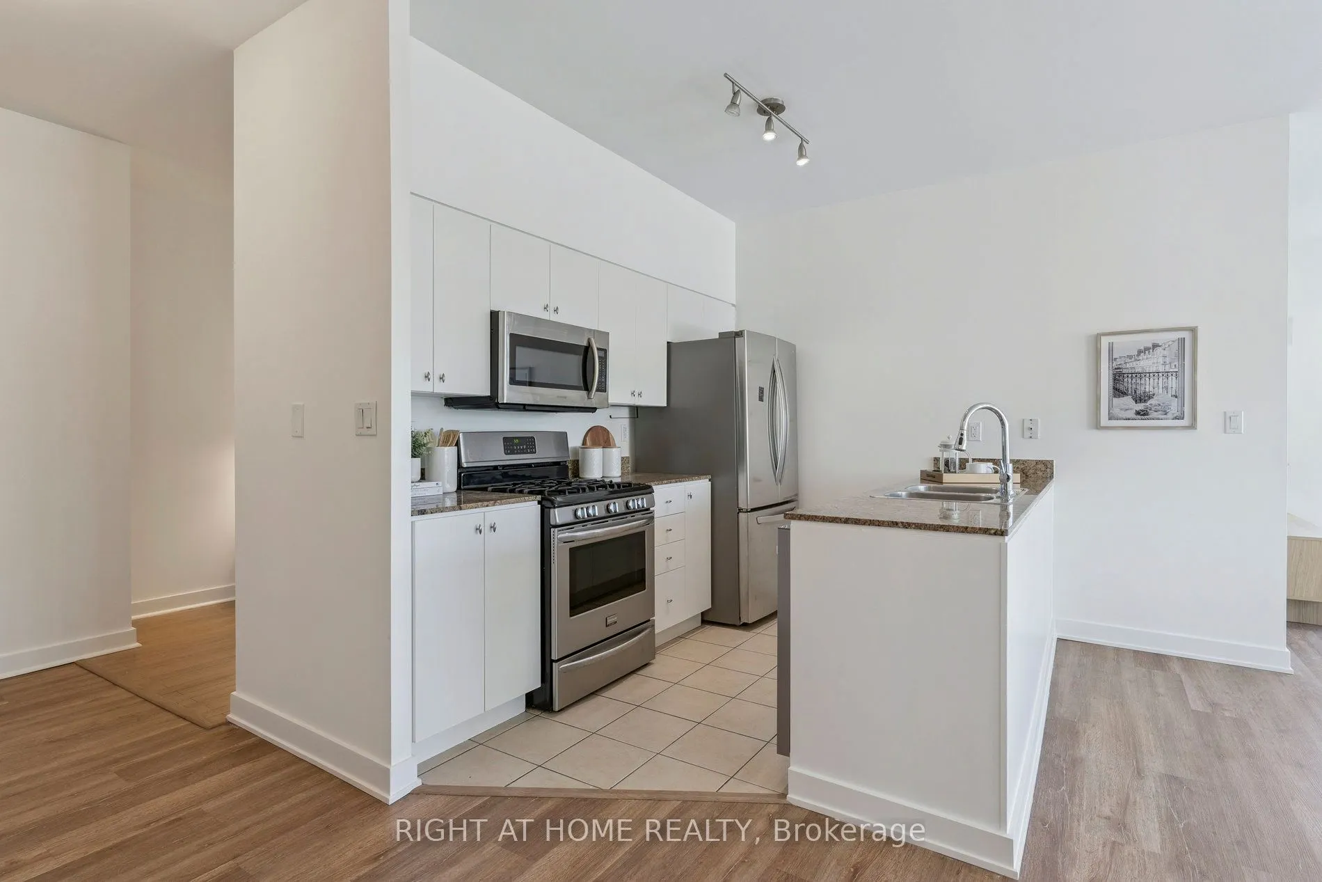 35 Mariner Terrace, #102