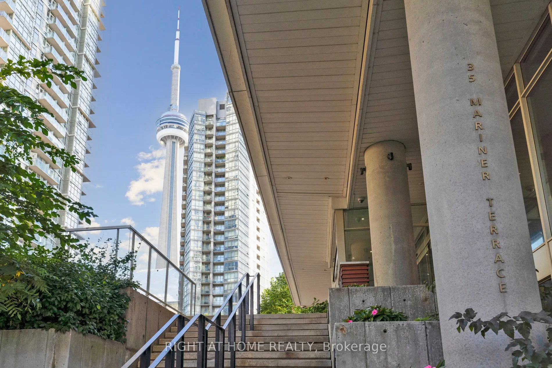 35 Mariner Terrace, #102