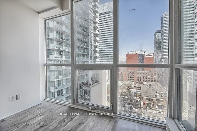88 Blue Jays Way, #1001