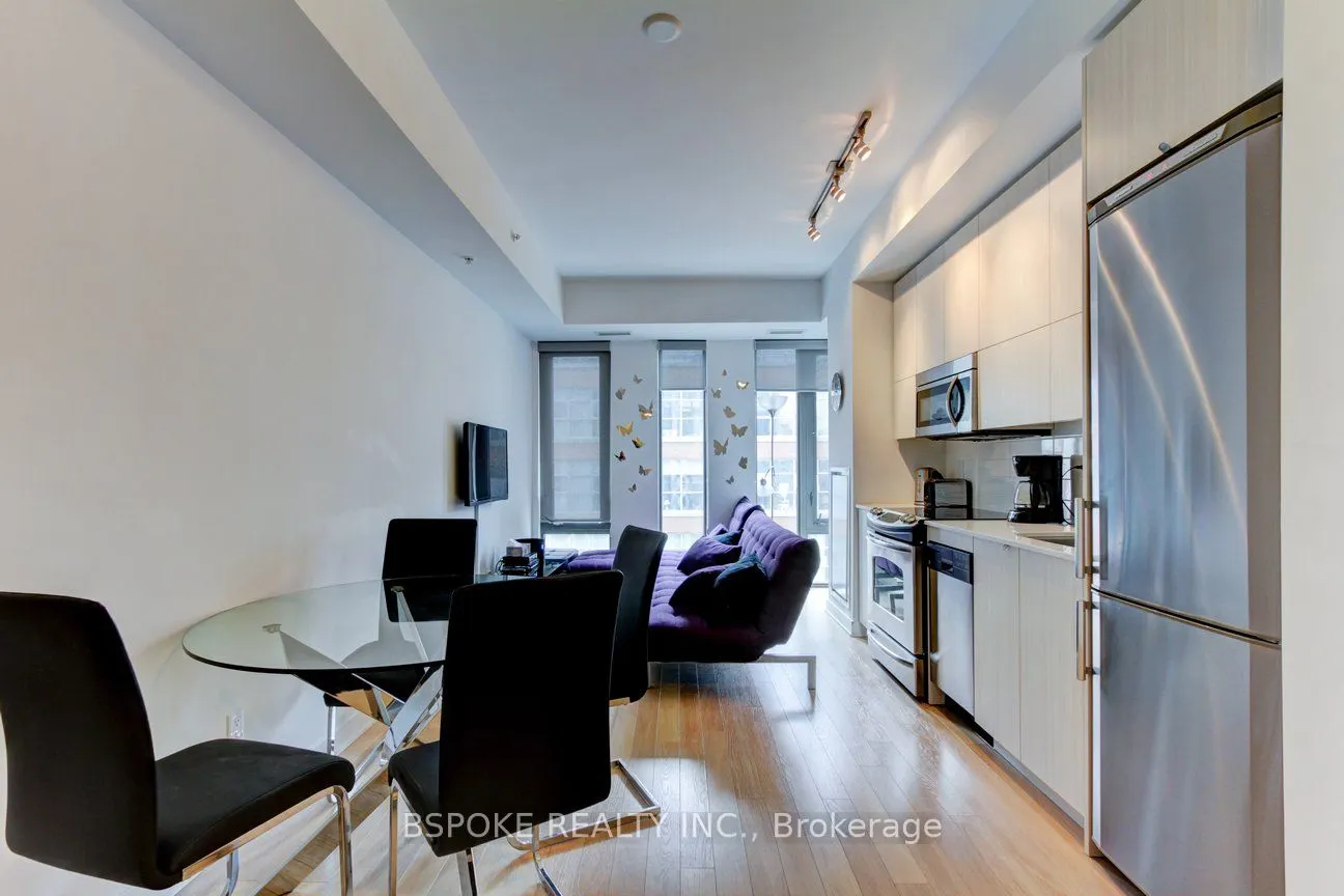 32 Camden Street, #603