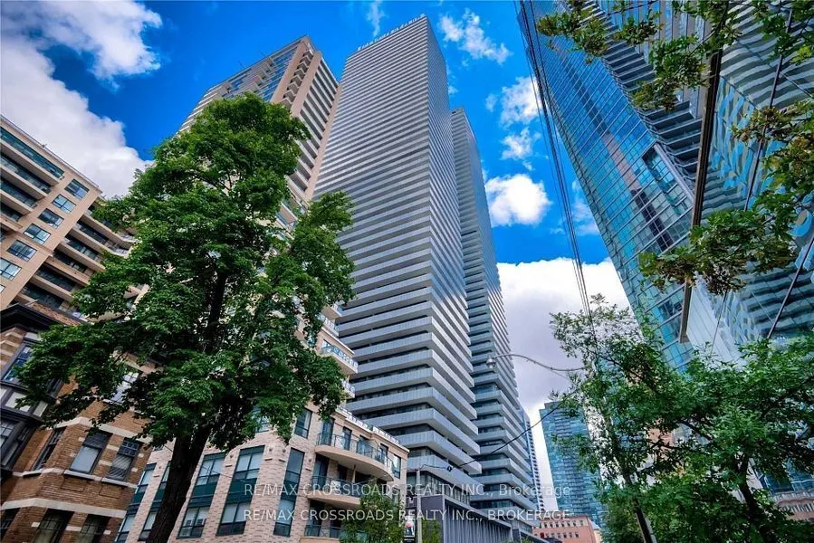 42 Charles Street E, #4305