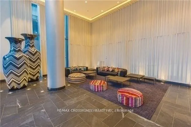 42 Charles Street E, #4305