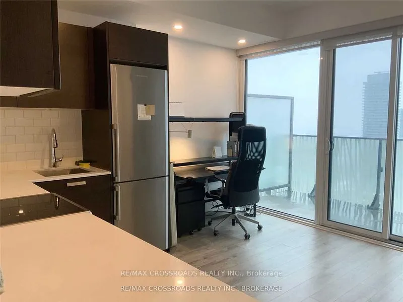 42 Charles Street E, #4305