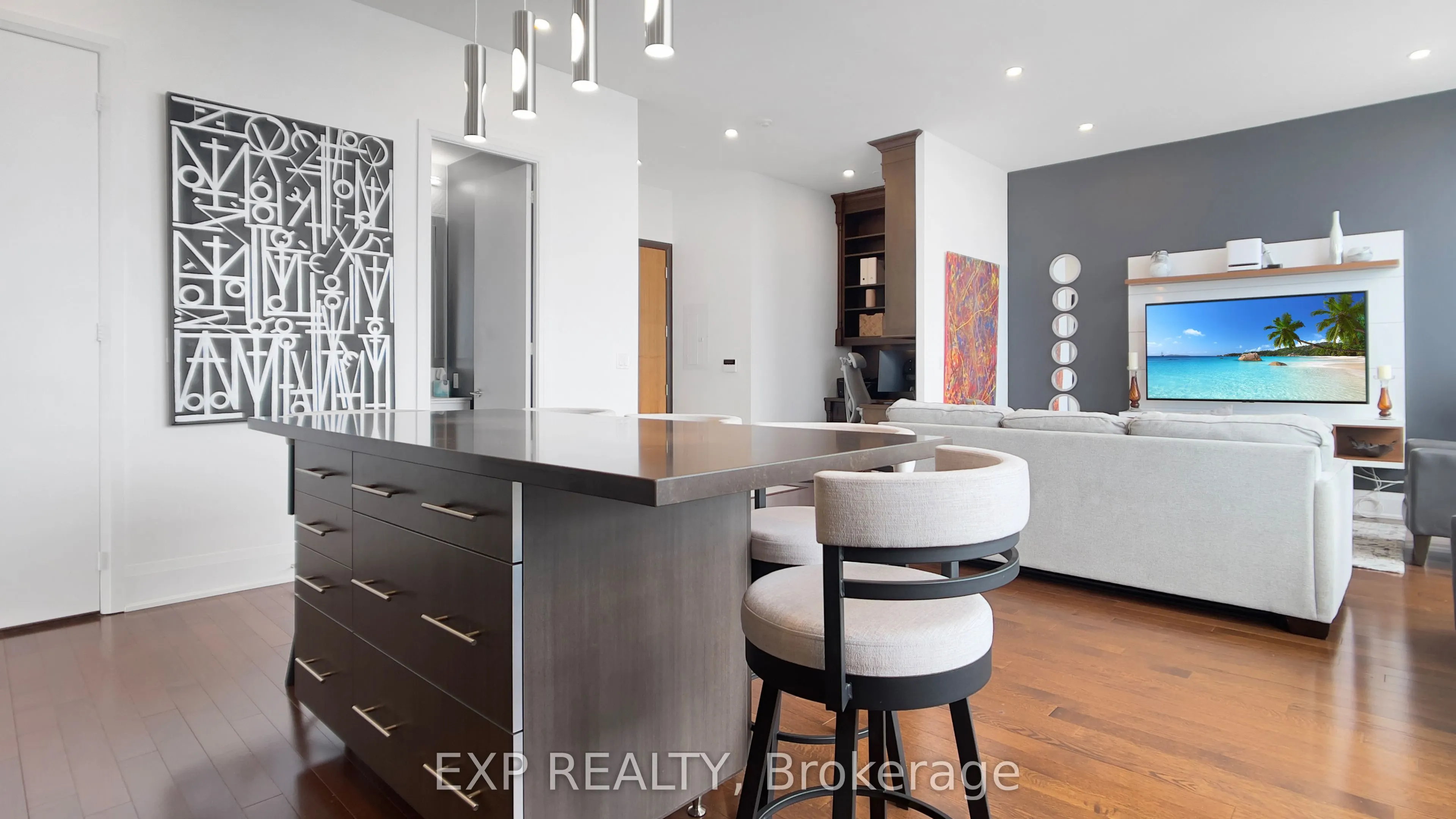 500 Sherbourne Street, #3401