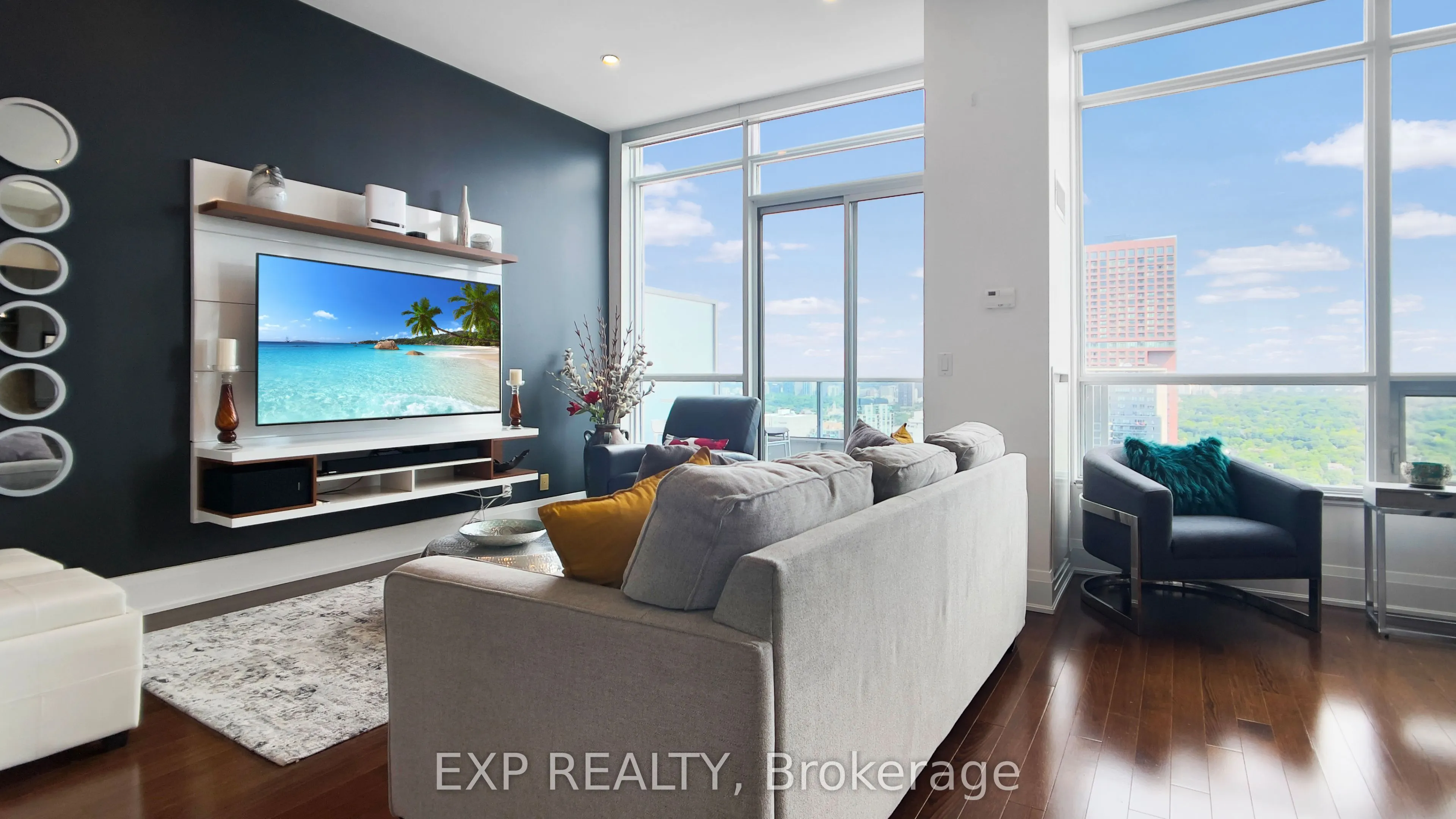 500 Sherbourne Street, #3401