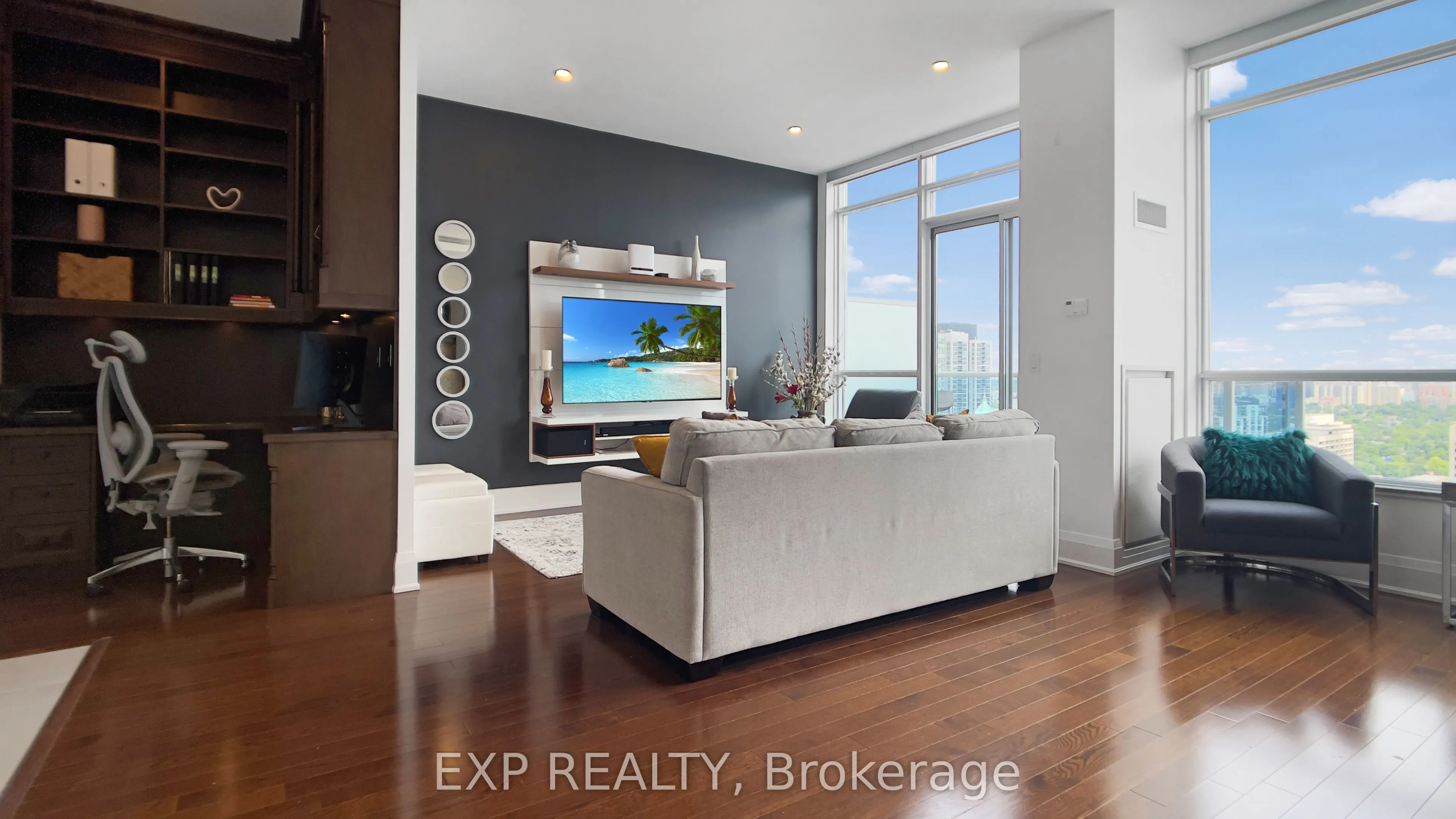 500 Sherbourne Street, #3401