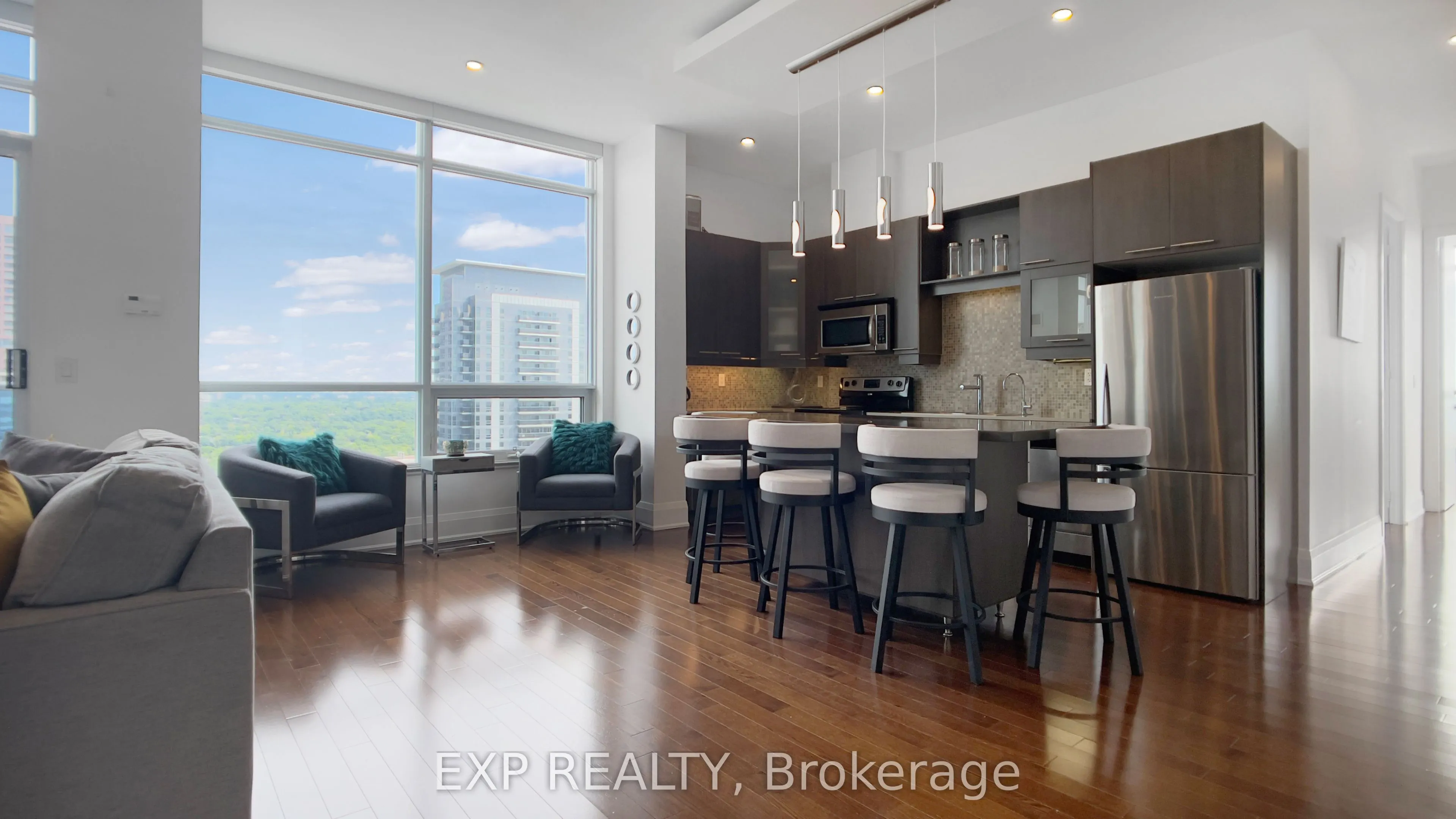 500 Sherbourne Street, #3401