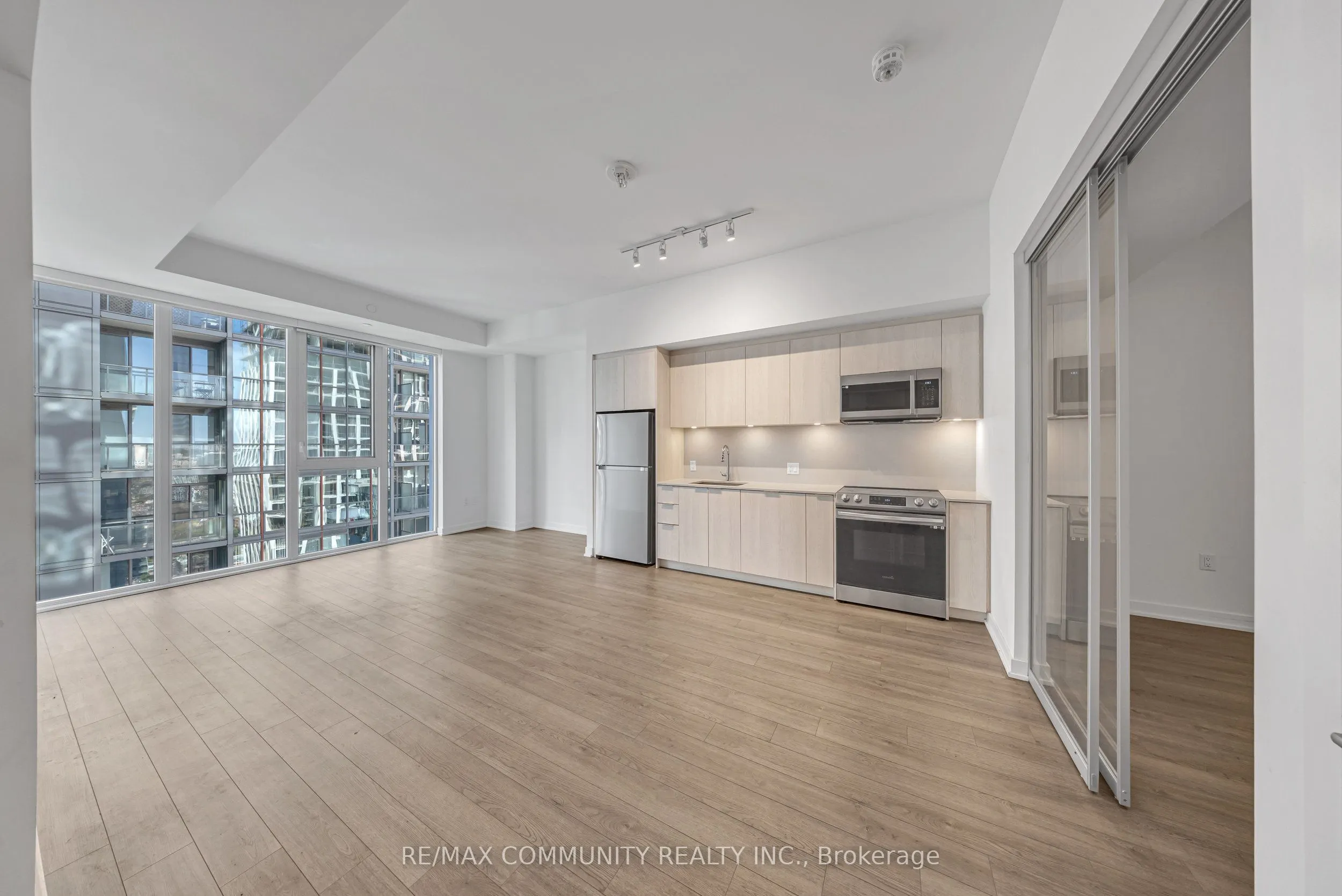 357 King Street W, #3609