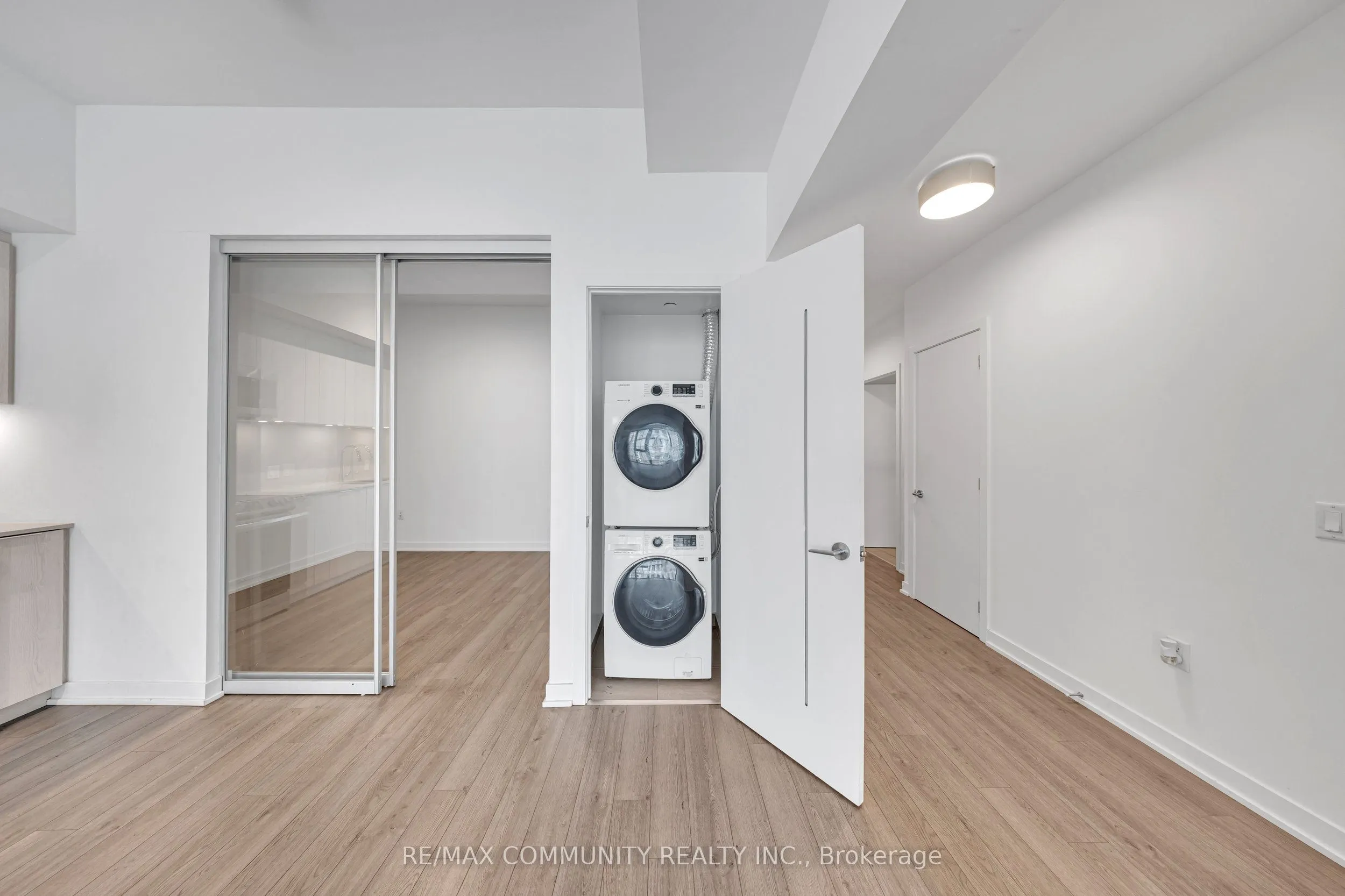 357 King Street W, #3609