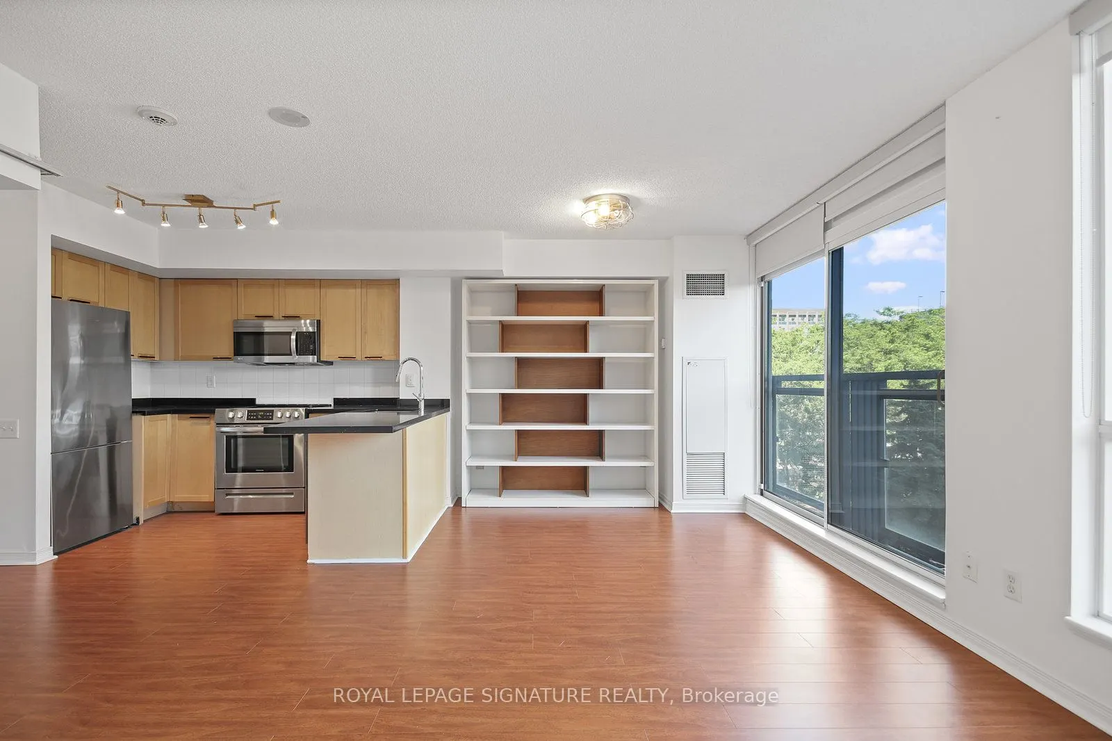 75 Dalhousie Street, #407