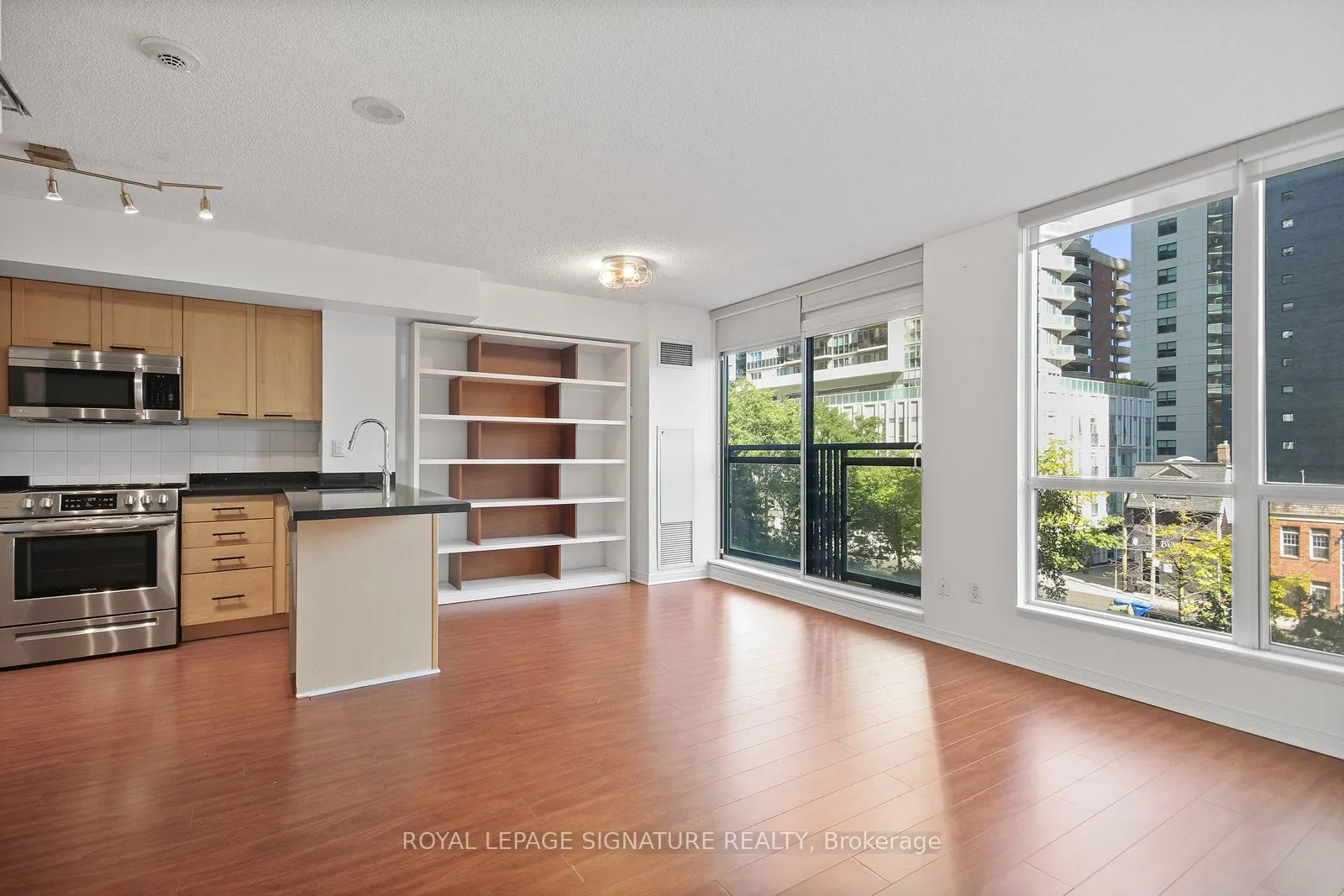 75 Dalhousie Street, #407