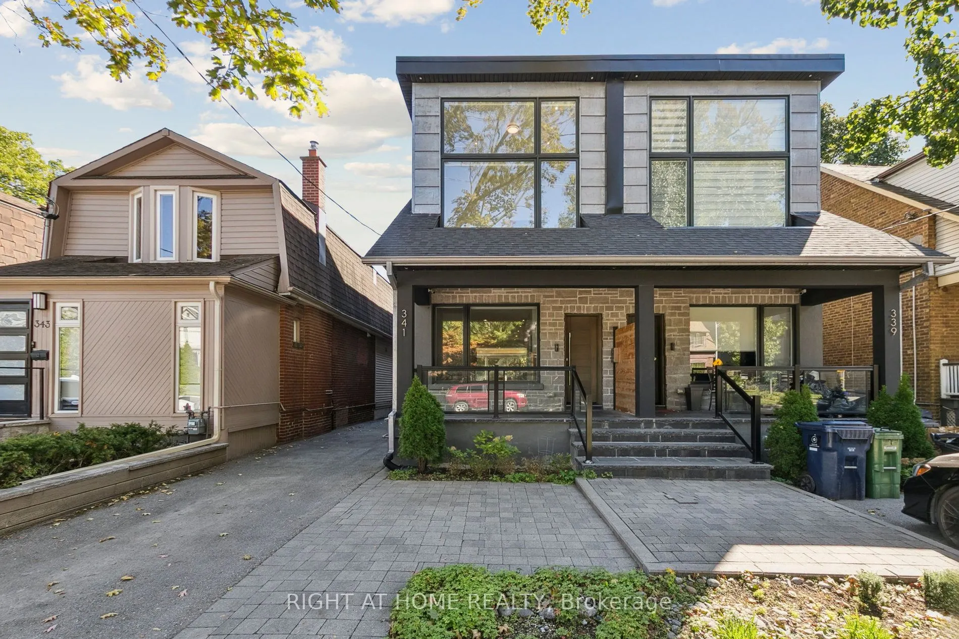341 Balliol Street E