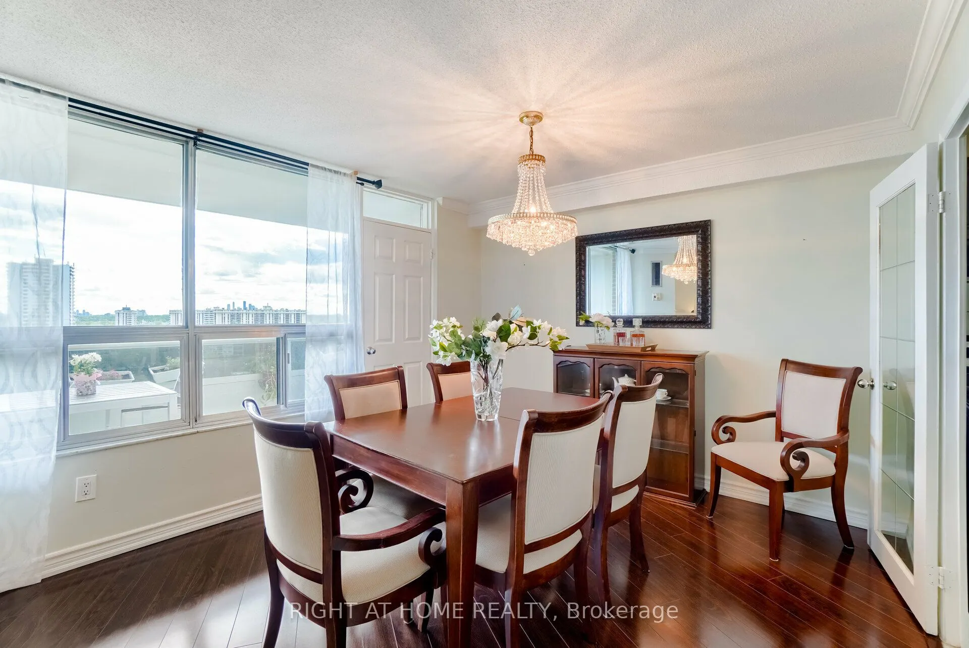 5 Shady Golfway, #1607