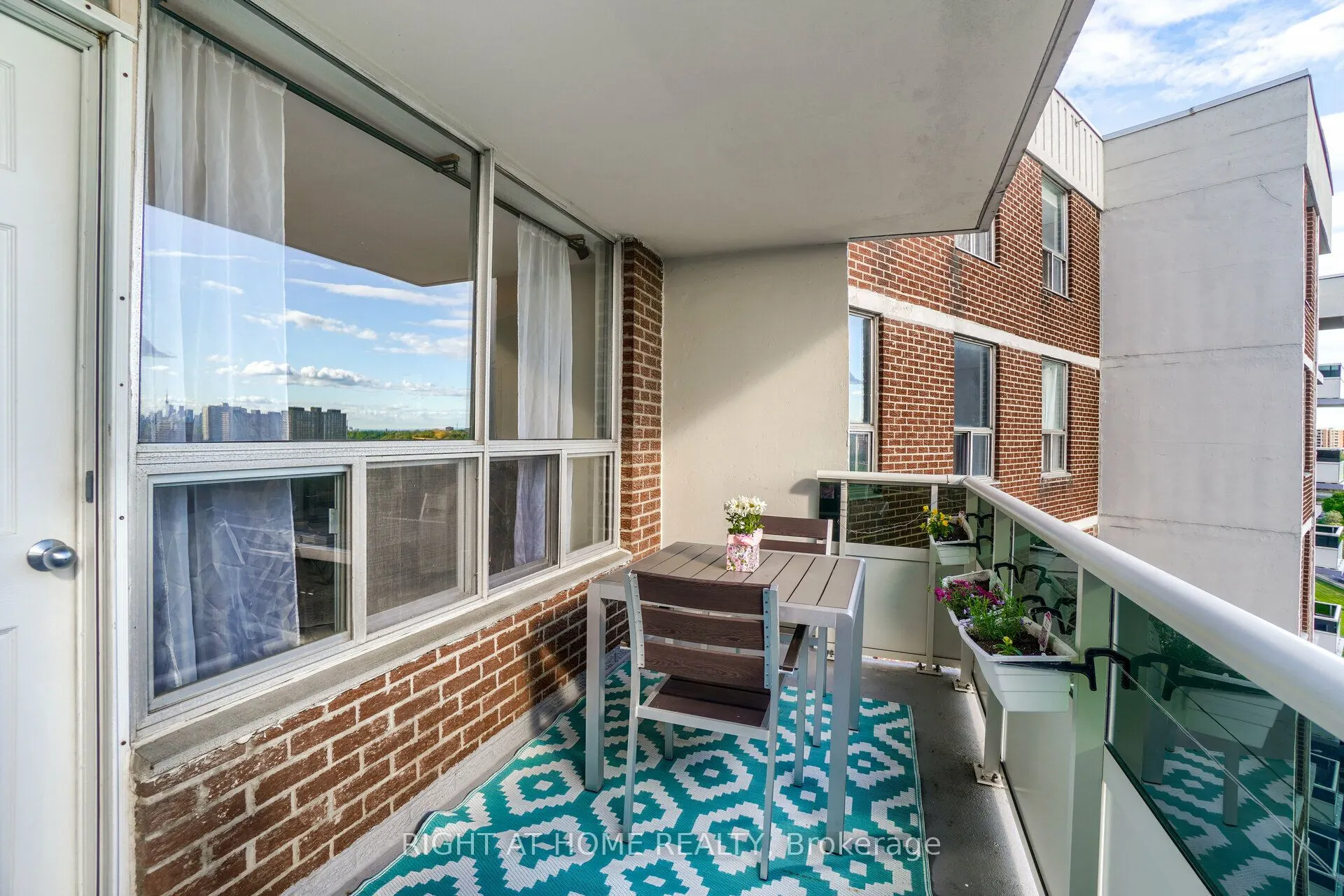 5 Shady Golfway, #1607