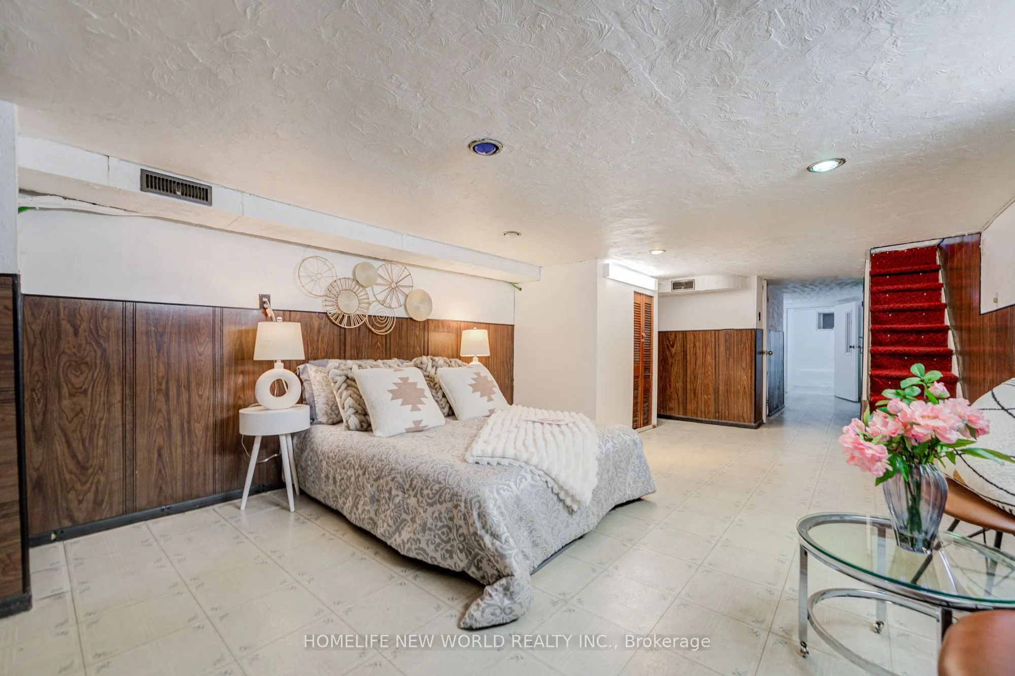 726 Adelaide Street W