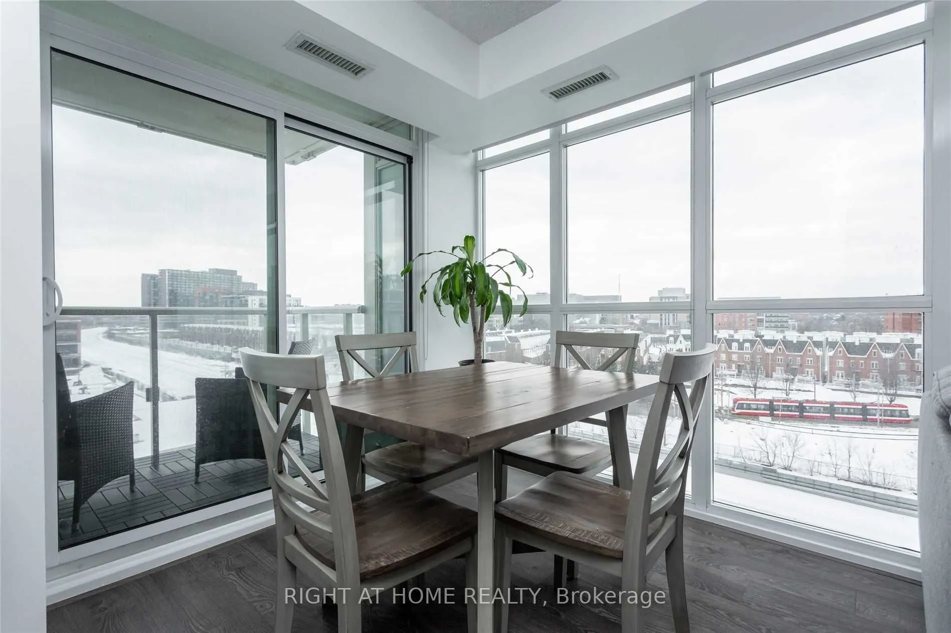 125 Western Battery Road, #715