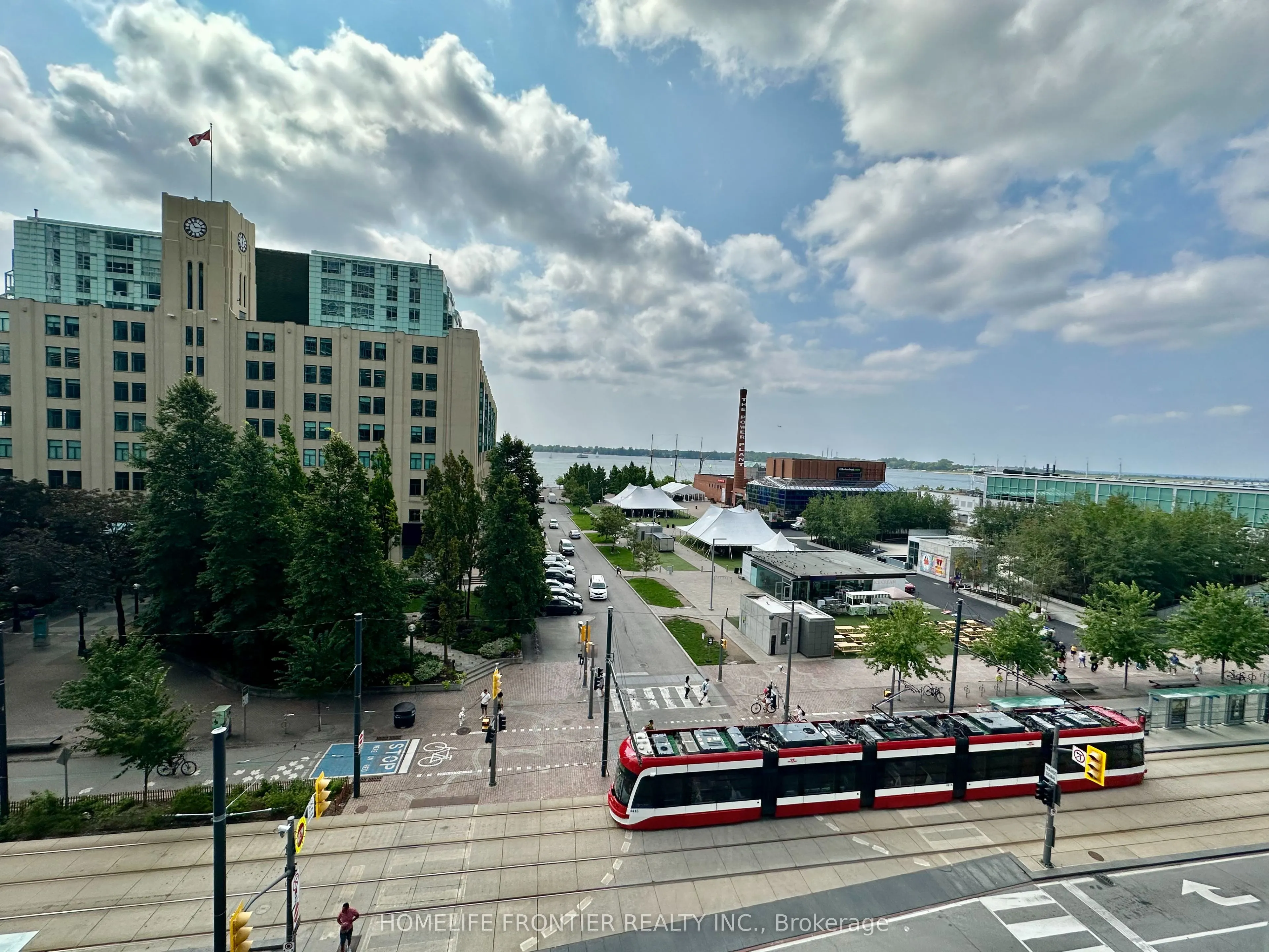 208 Queens Quay W, #507
