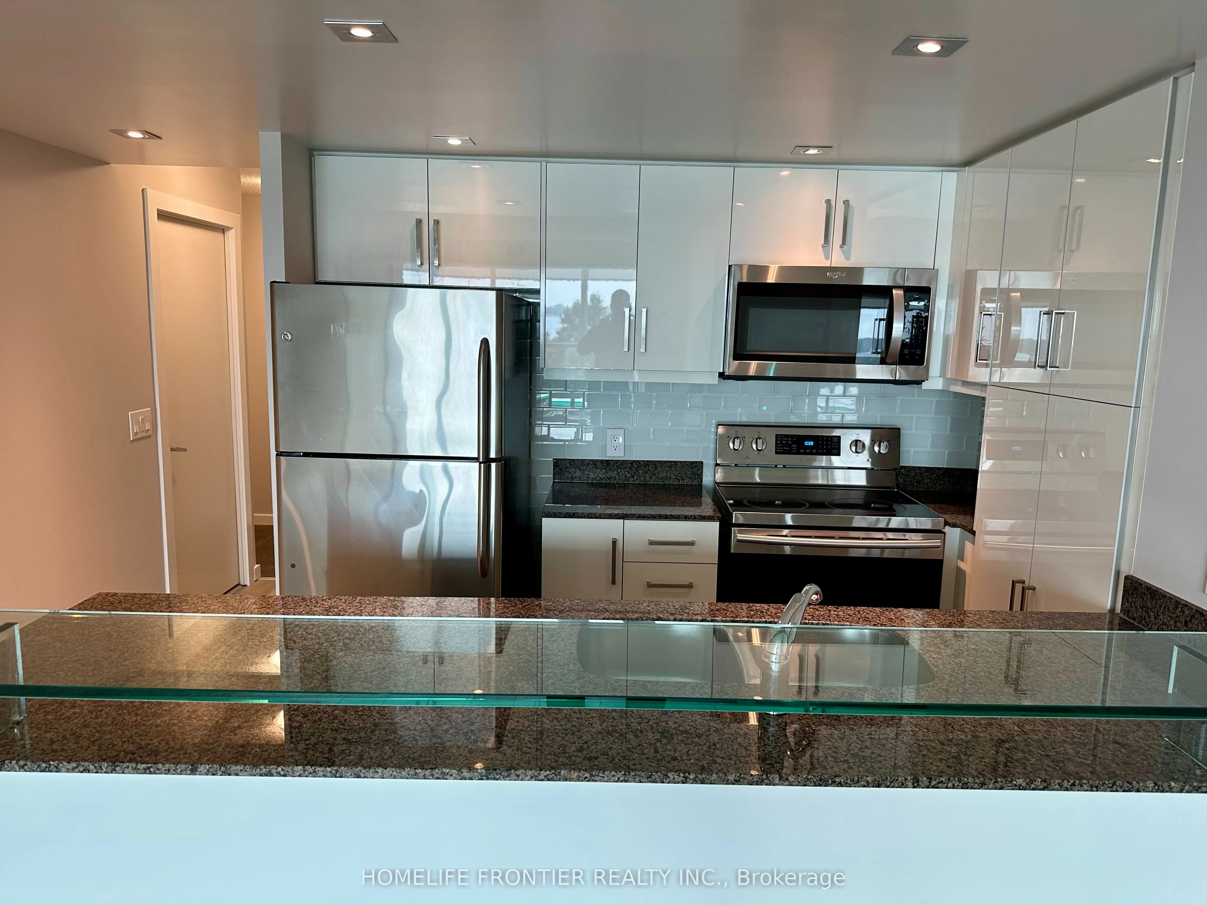 208 Queens Quay W, #507