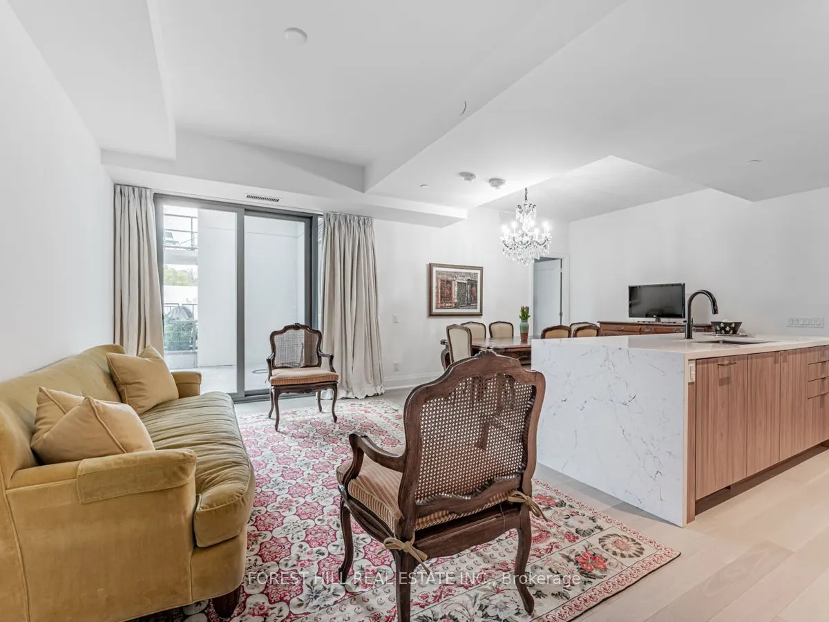 280 Howland Avenue, #201