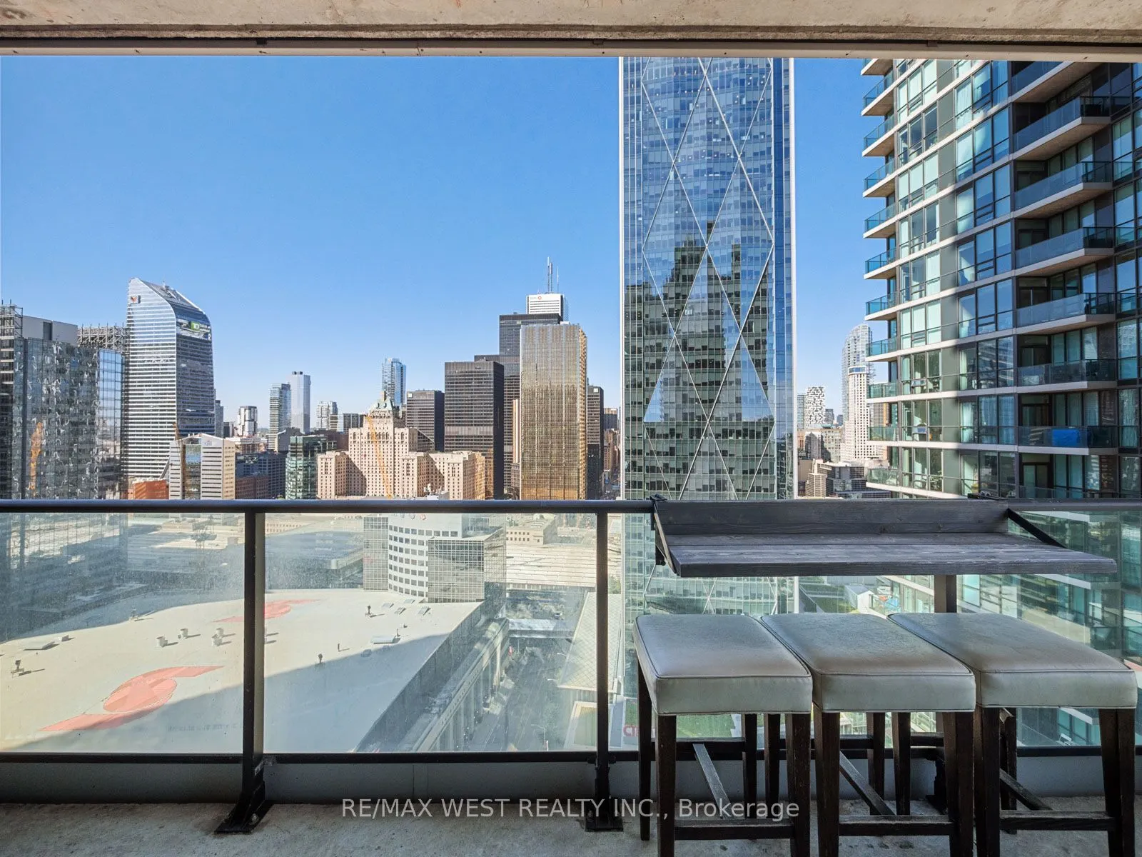 33 Bay Street, #3104