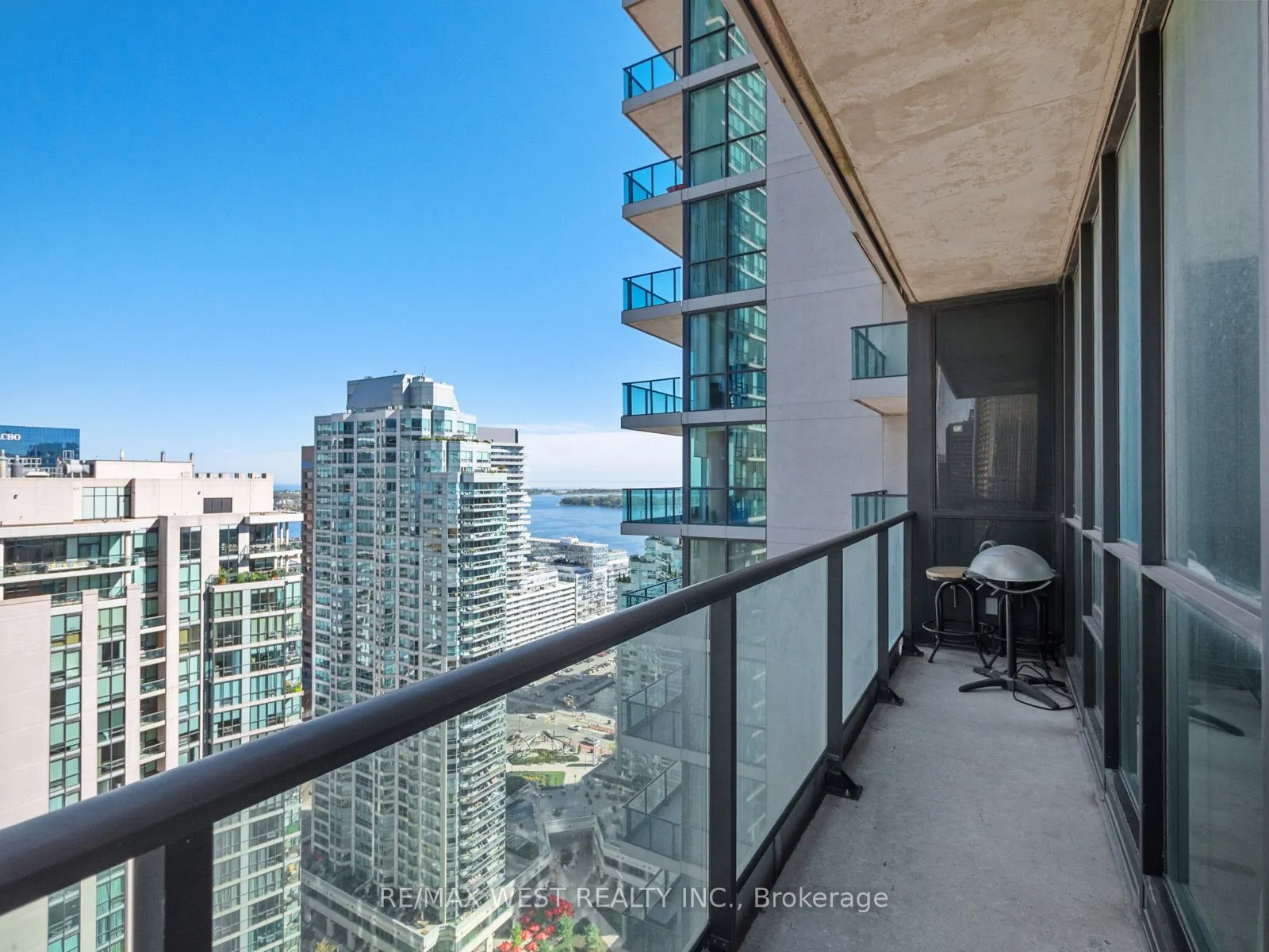 33 Bay Street, #3104