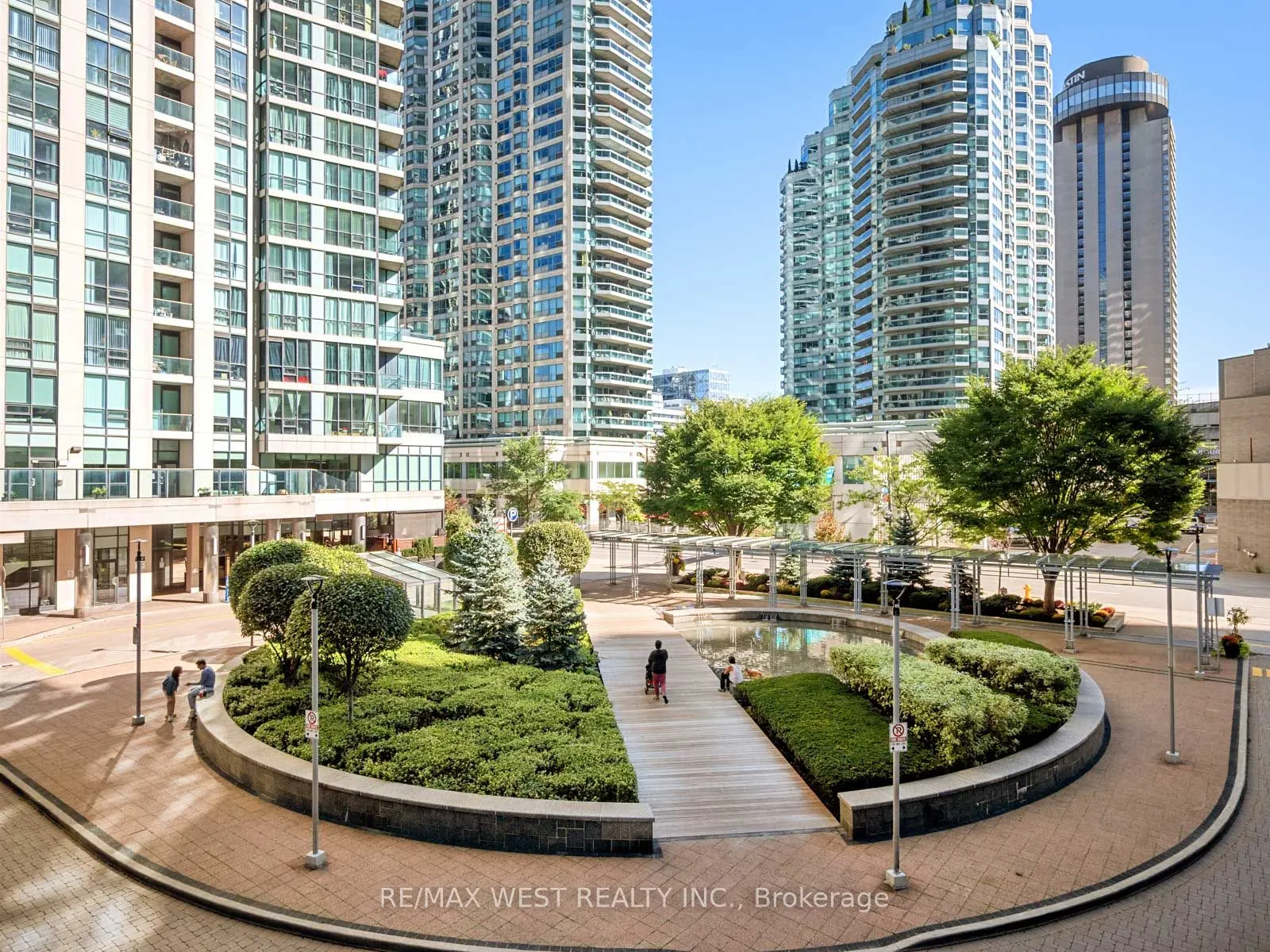 33 Bay Street, #3104