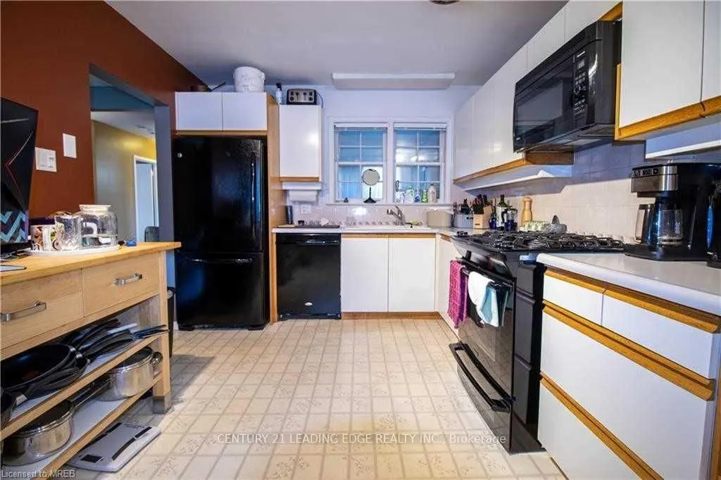 64 Wigmore Drive