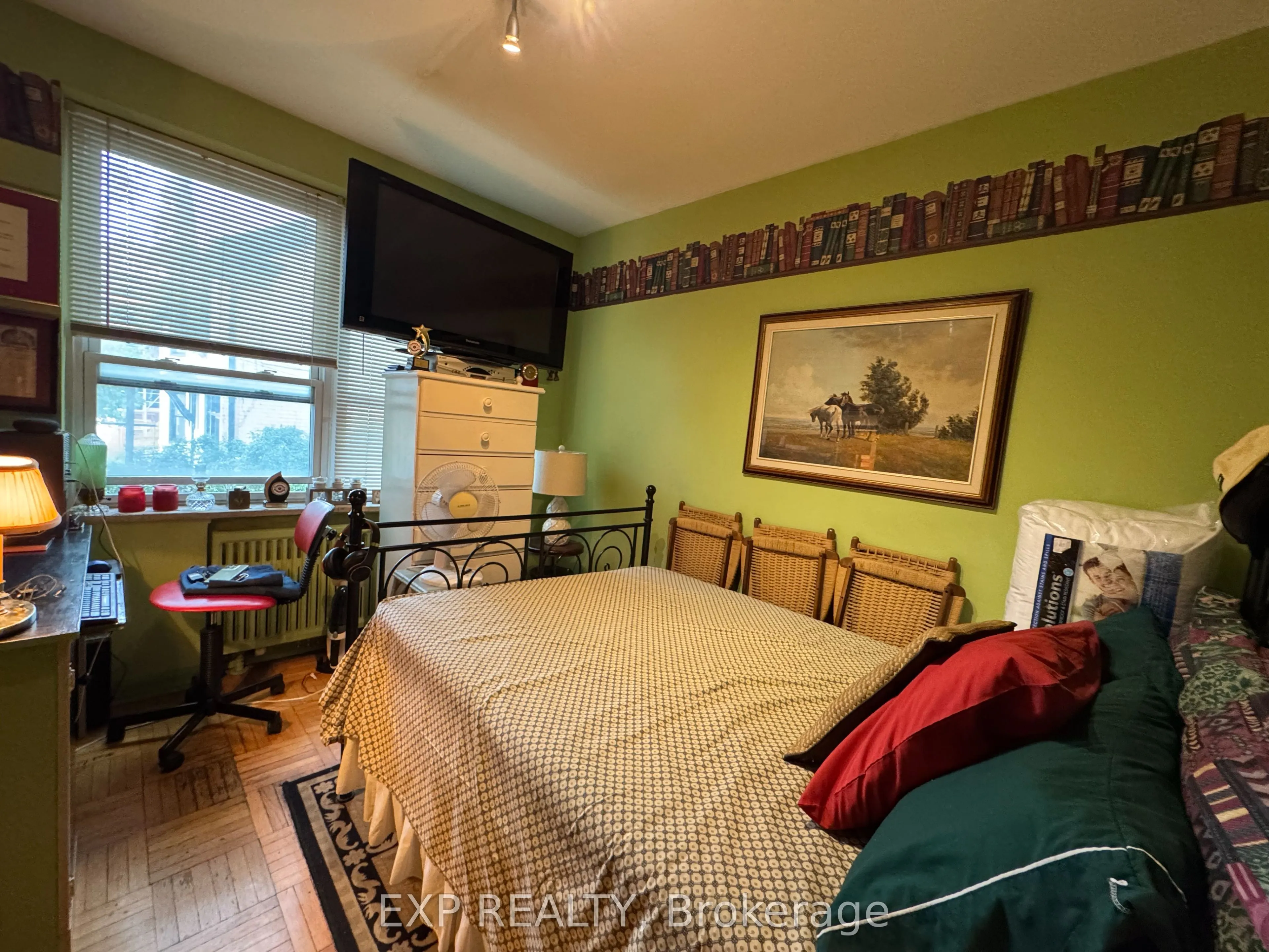 30 elm Avenue, #104