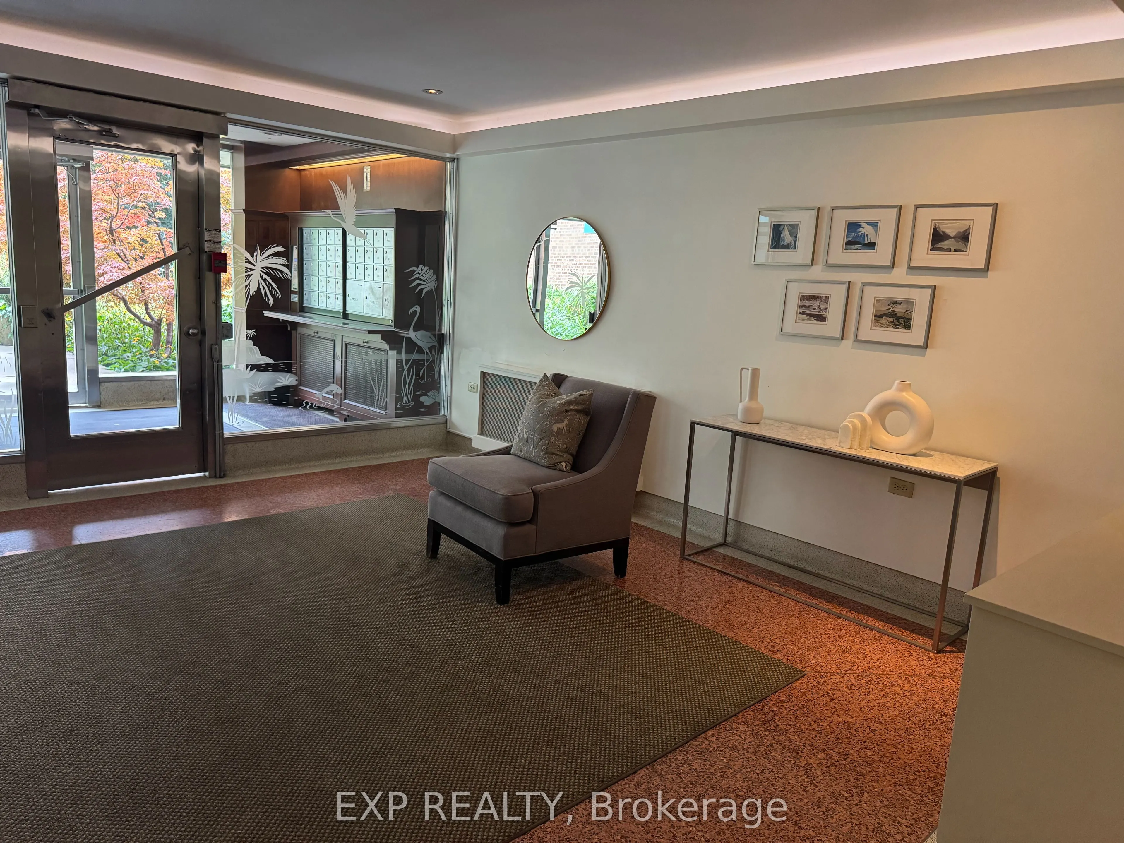 30 elm Avenue, #104