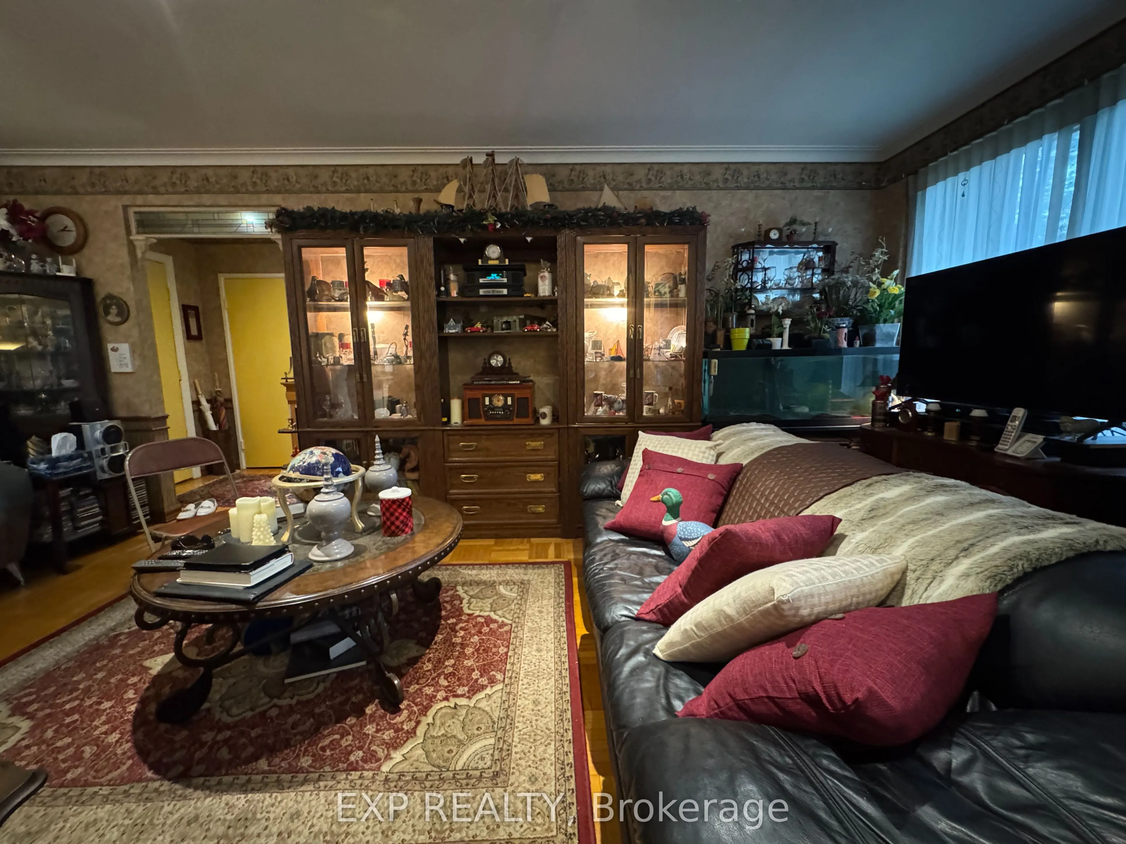 30 elm Avenue, #104