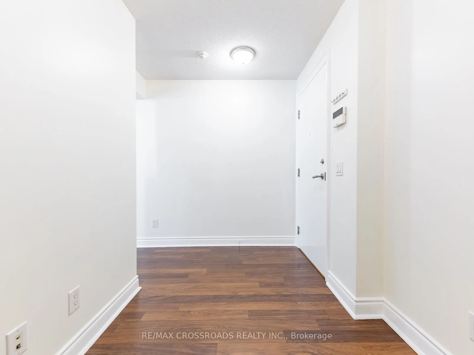 25 Greenview Avenue, #324