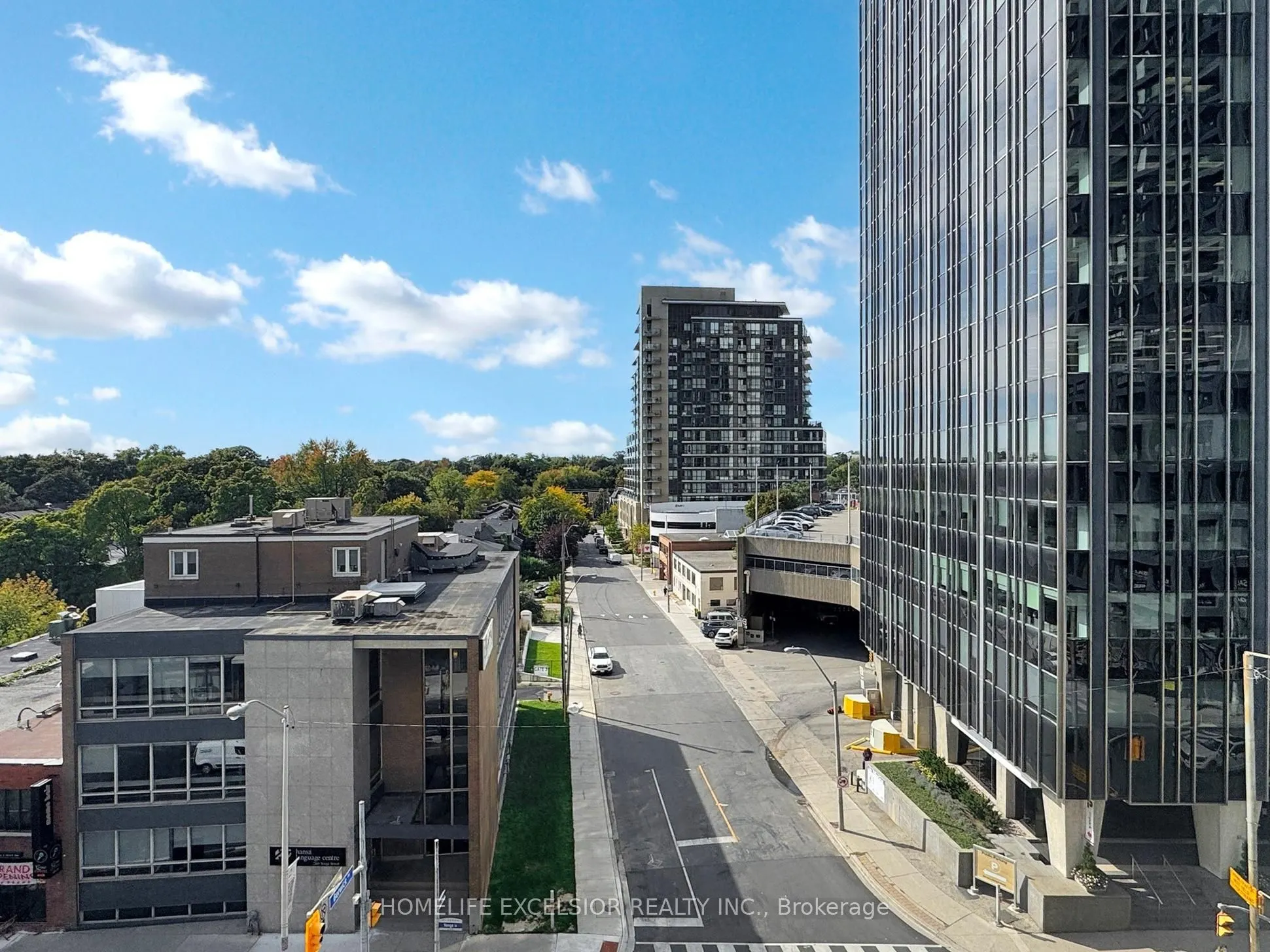5 Soudan Avenue, #716