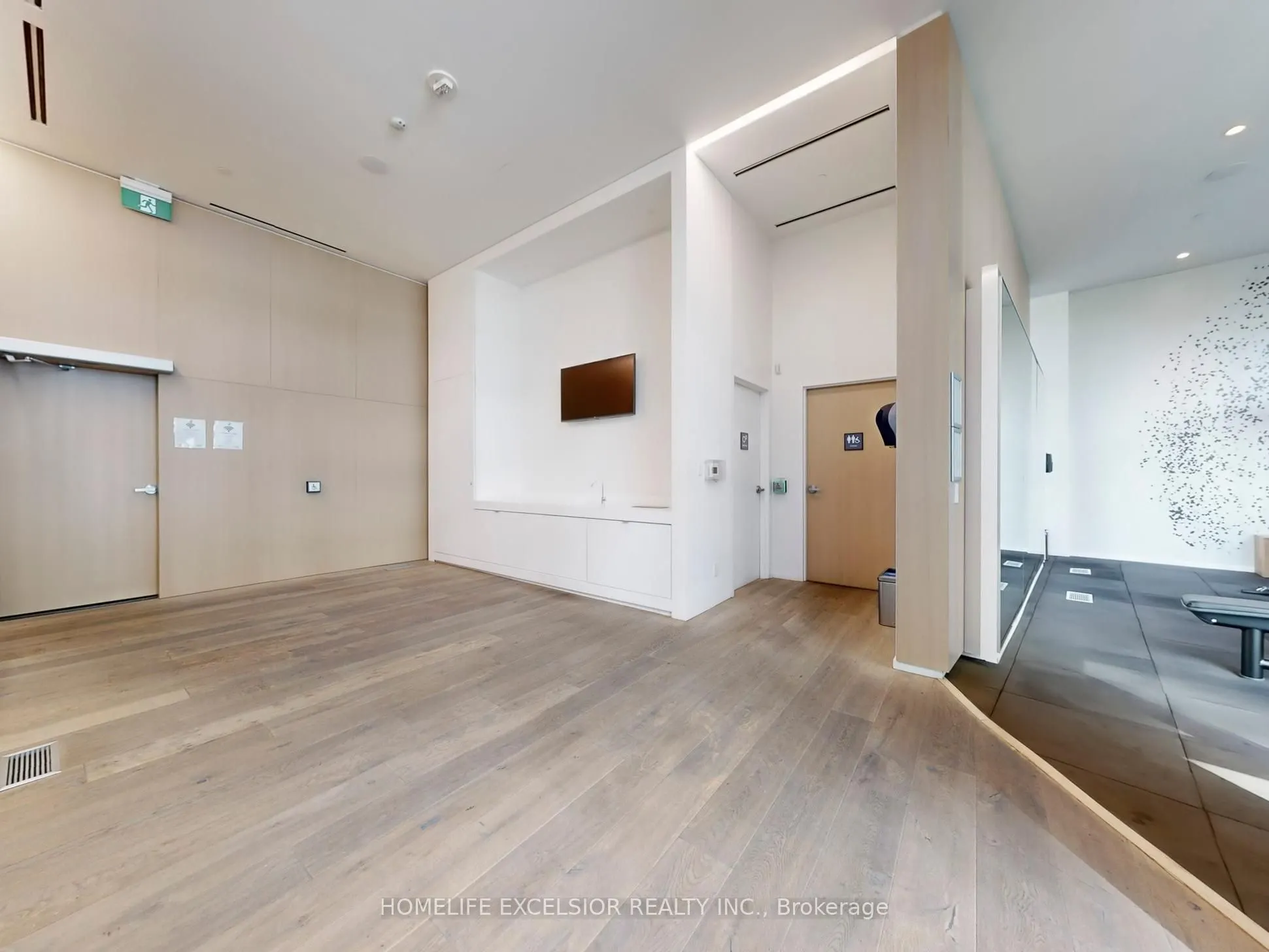 5 Soudan Avenue, #716