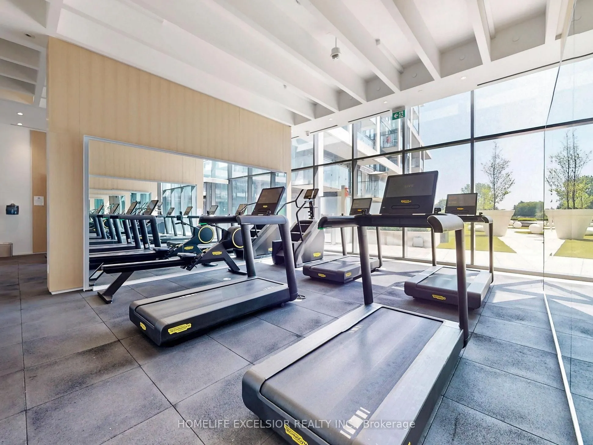 5 Soudan Avenue, #716
