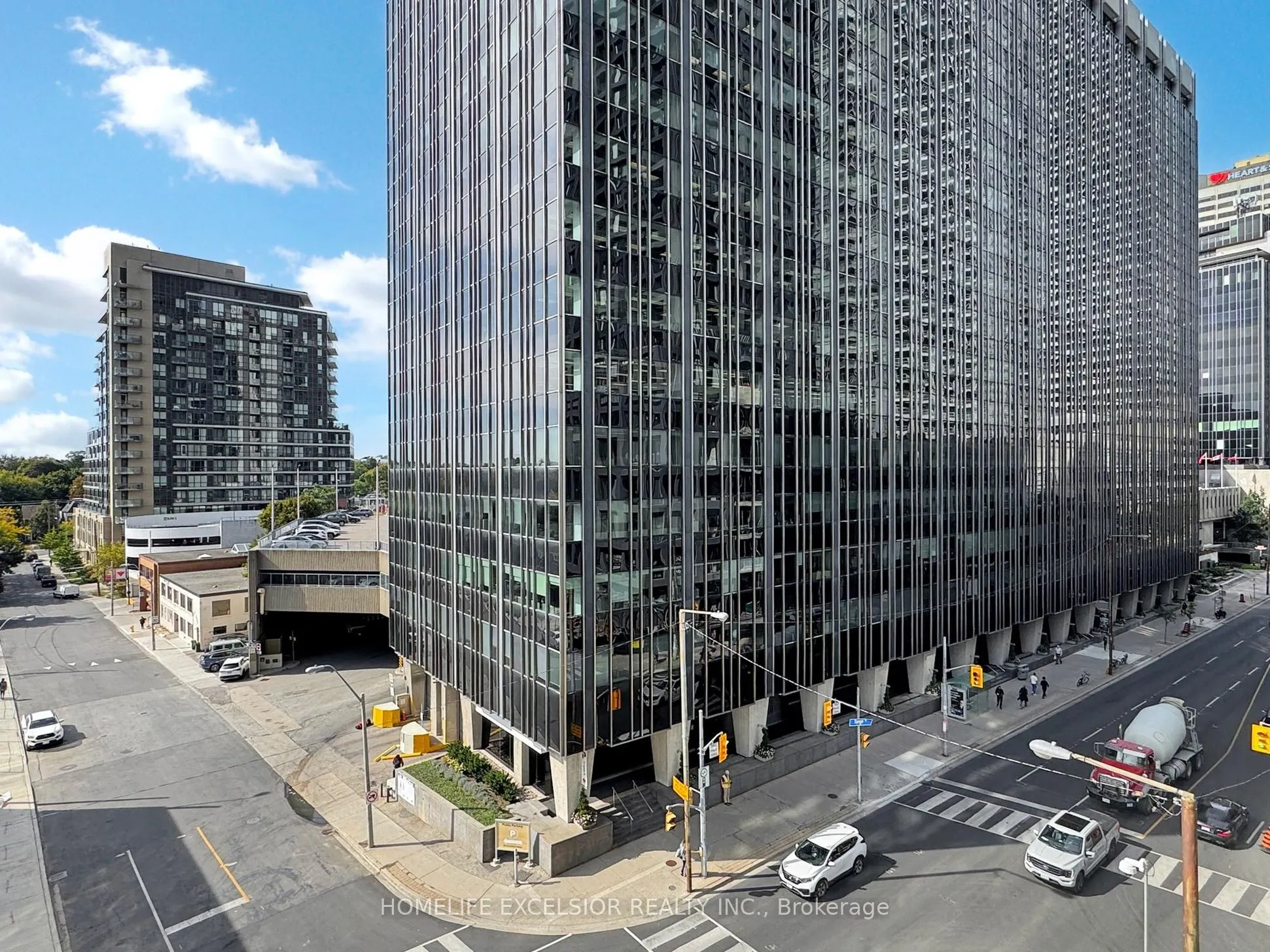 5 Soudan Avenue, #716