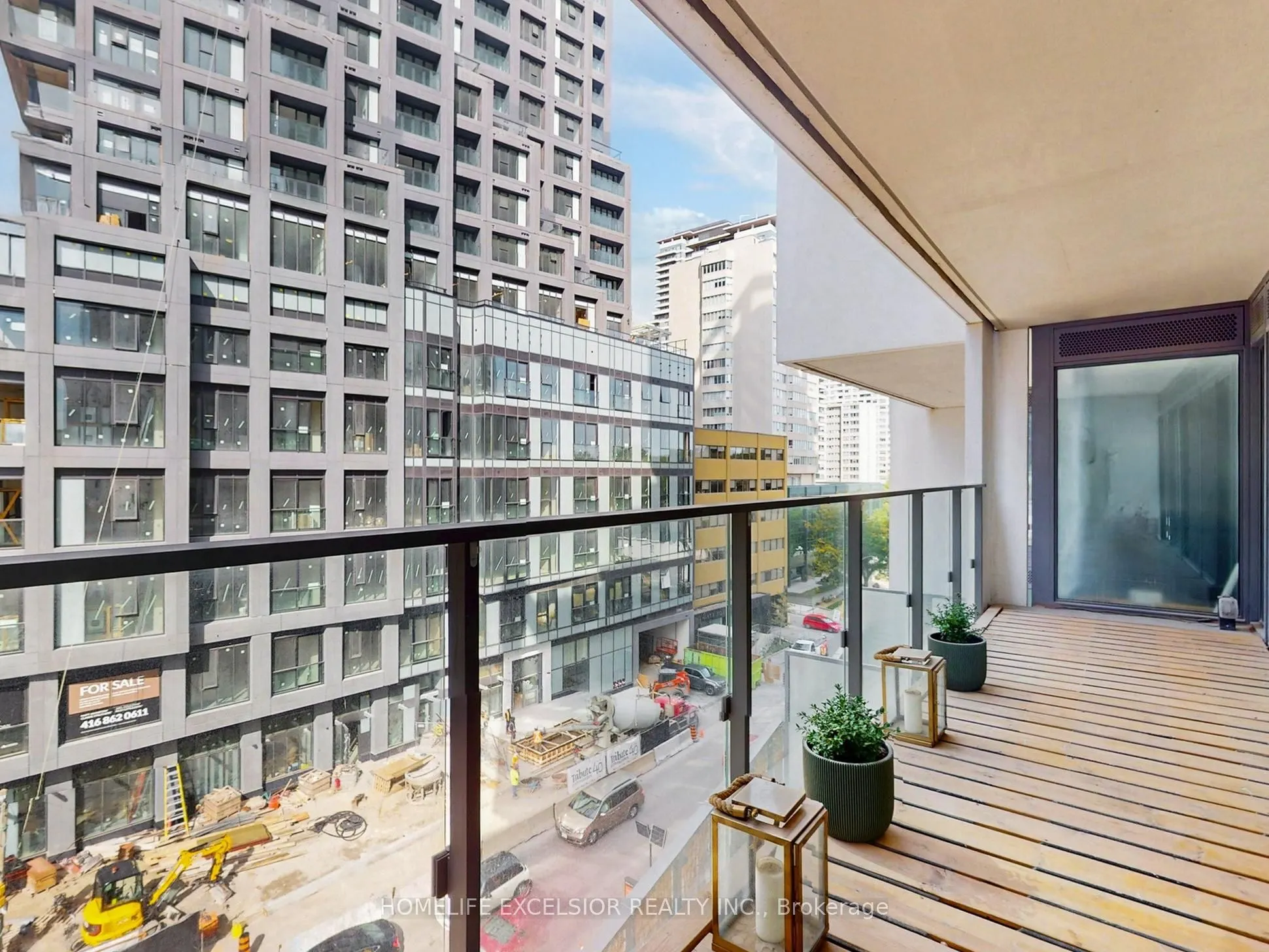 5 Soudan Avenue, #716