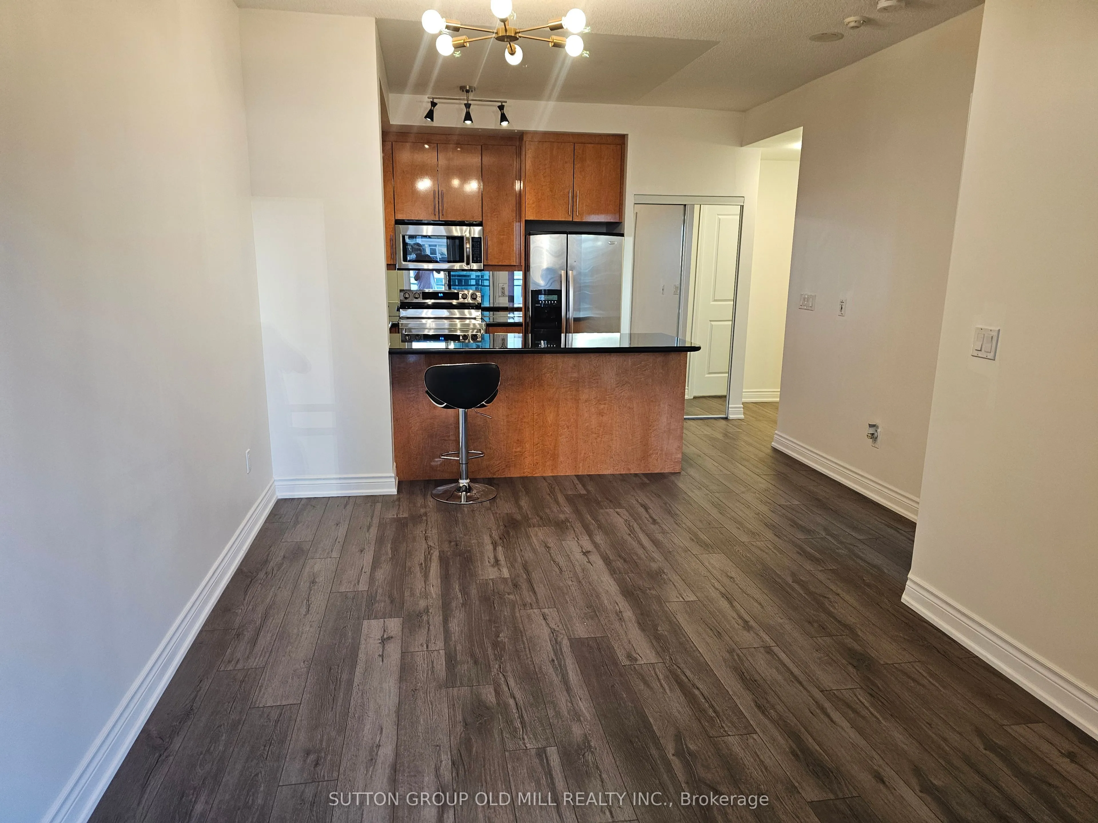 628 Fleet Street, #1310