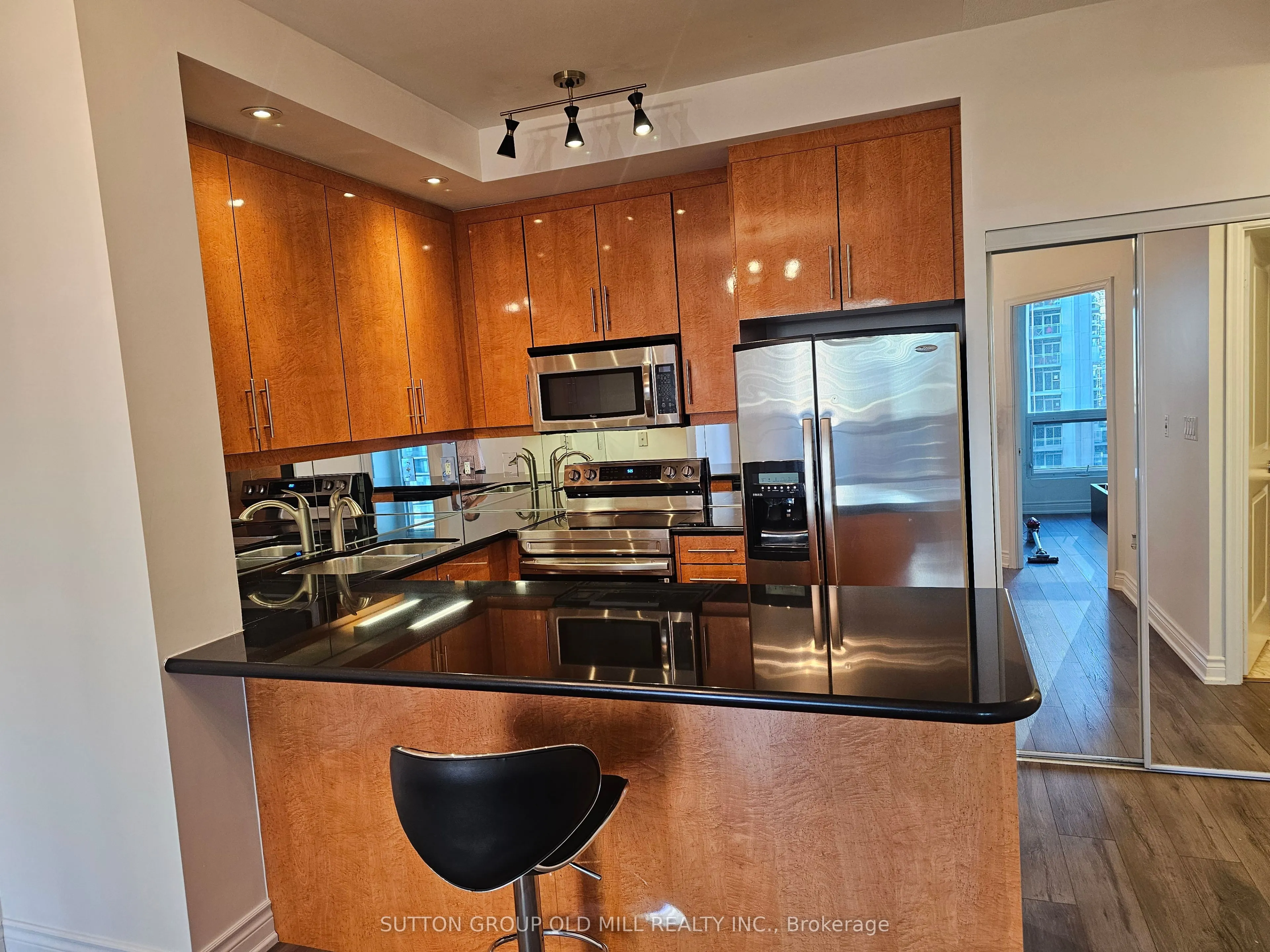 628 Fleet Street, #1310