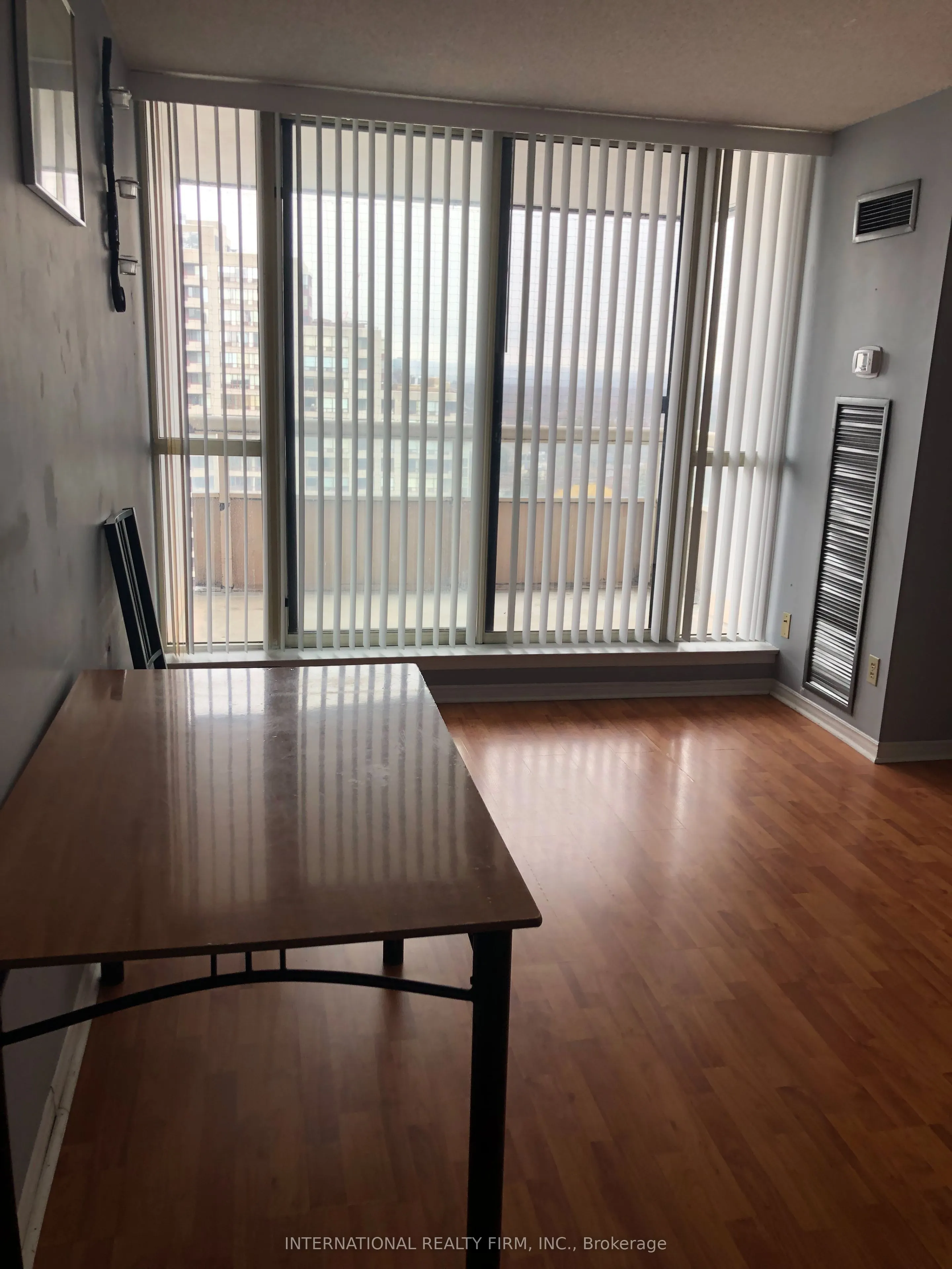 7 Bishop Avenue, #1813