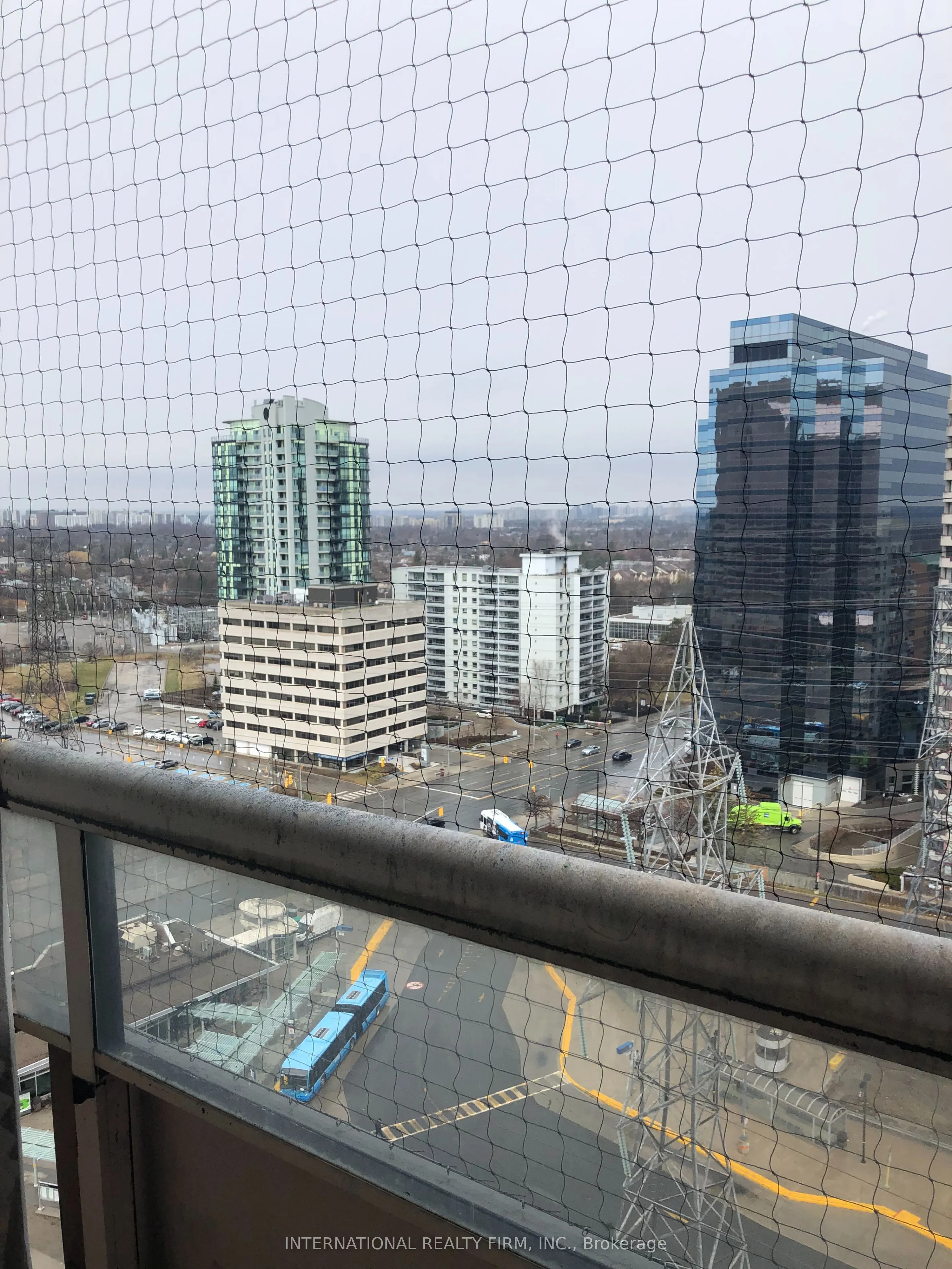 7 Bishop Avenue, #1813