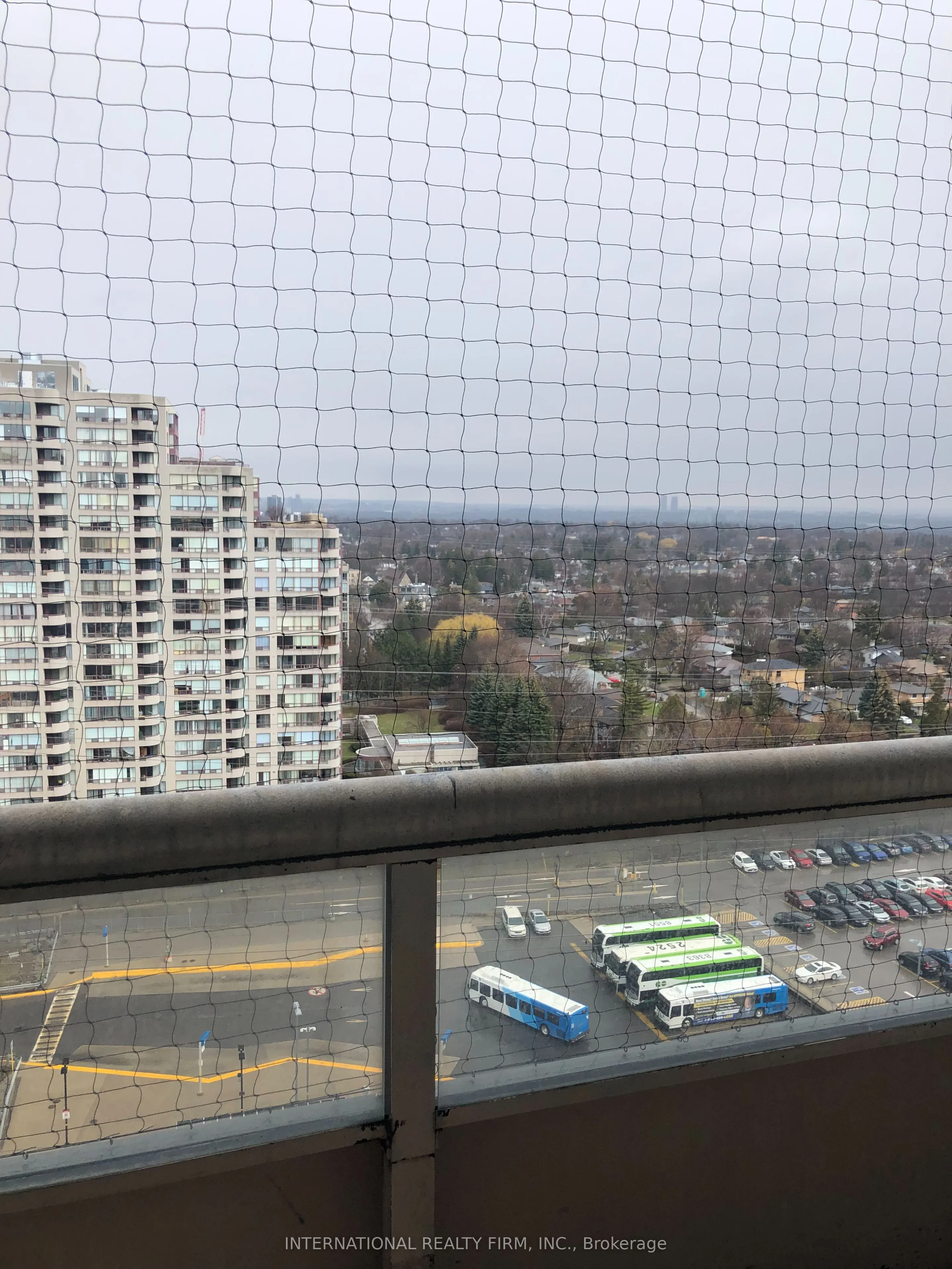 7 Bishop Avenue, #1813