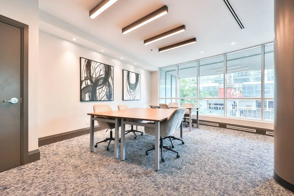 16 Yonge Street, #3109