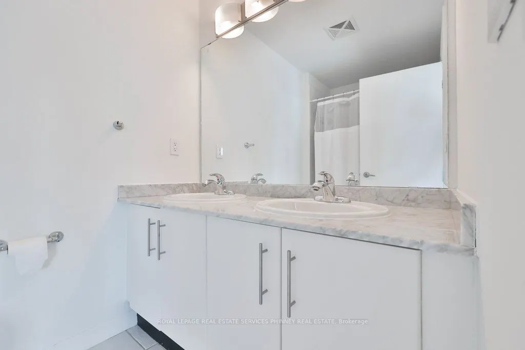 16 Yonge Street, #3109