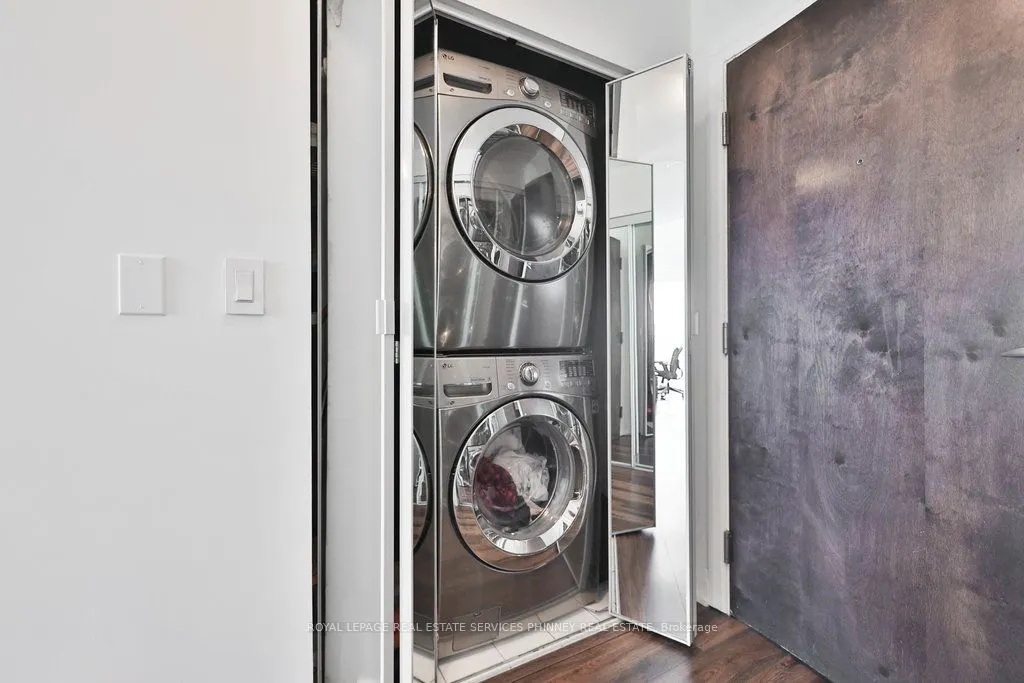 16 Yonge Street, #3109