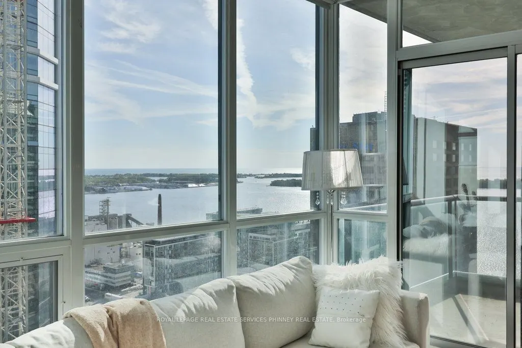 16 Yonge Street, #3109