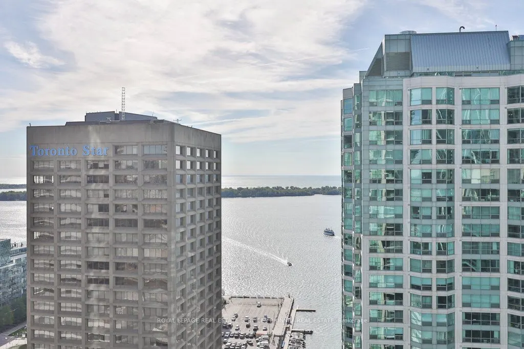 16 Yonge Street, #3109