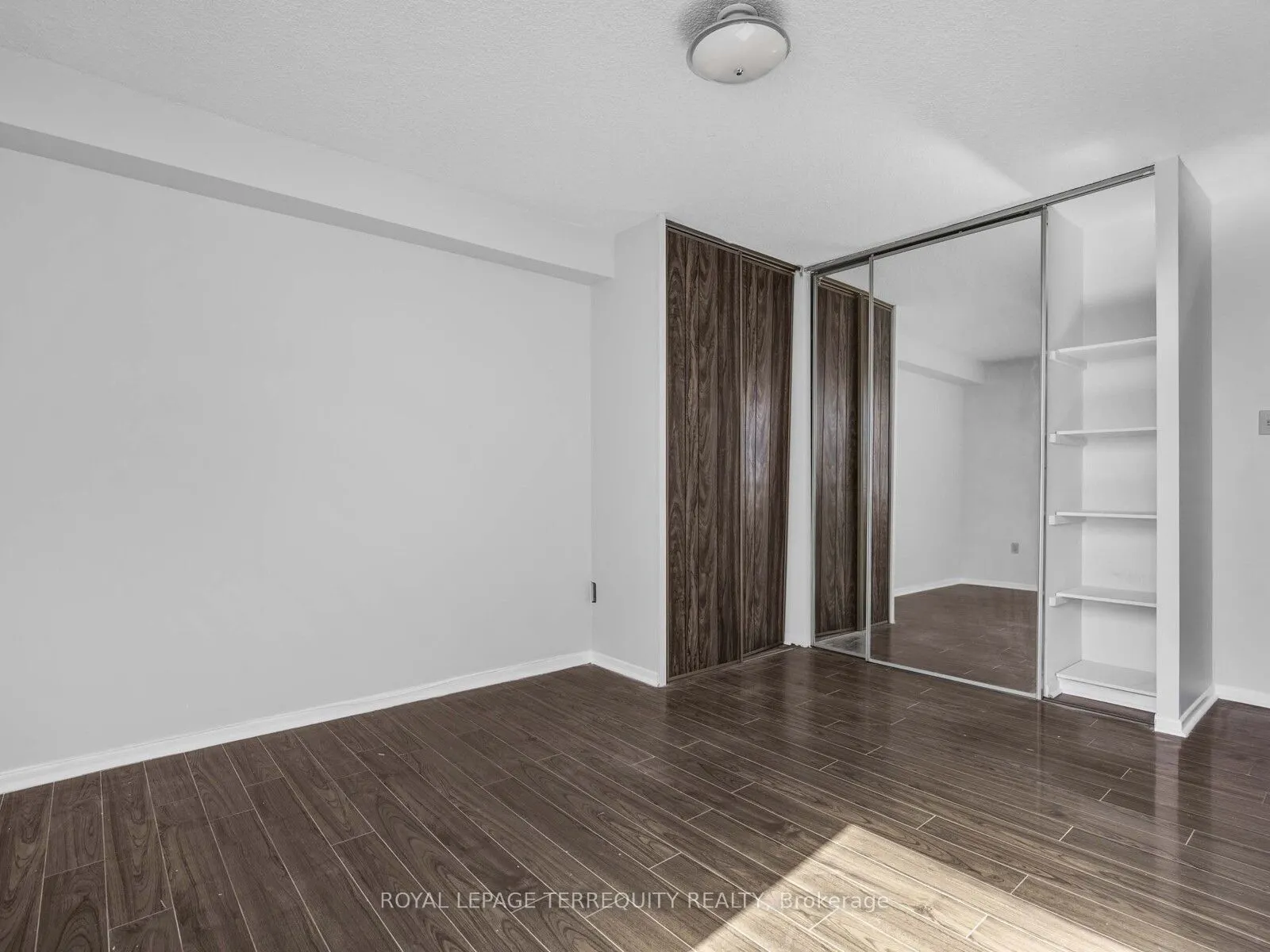 5 Old Sheppard Avenue